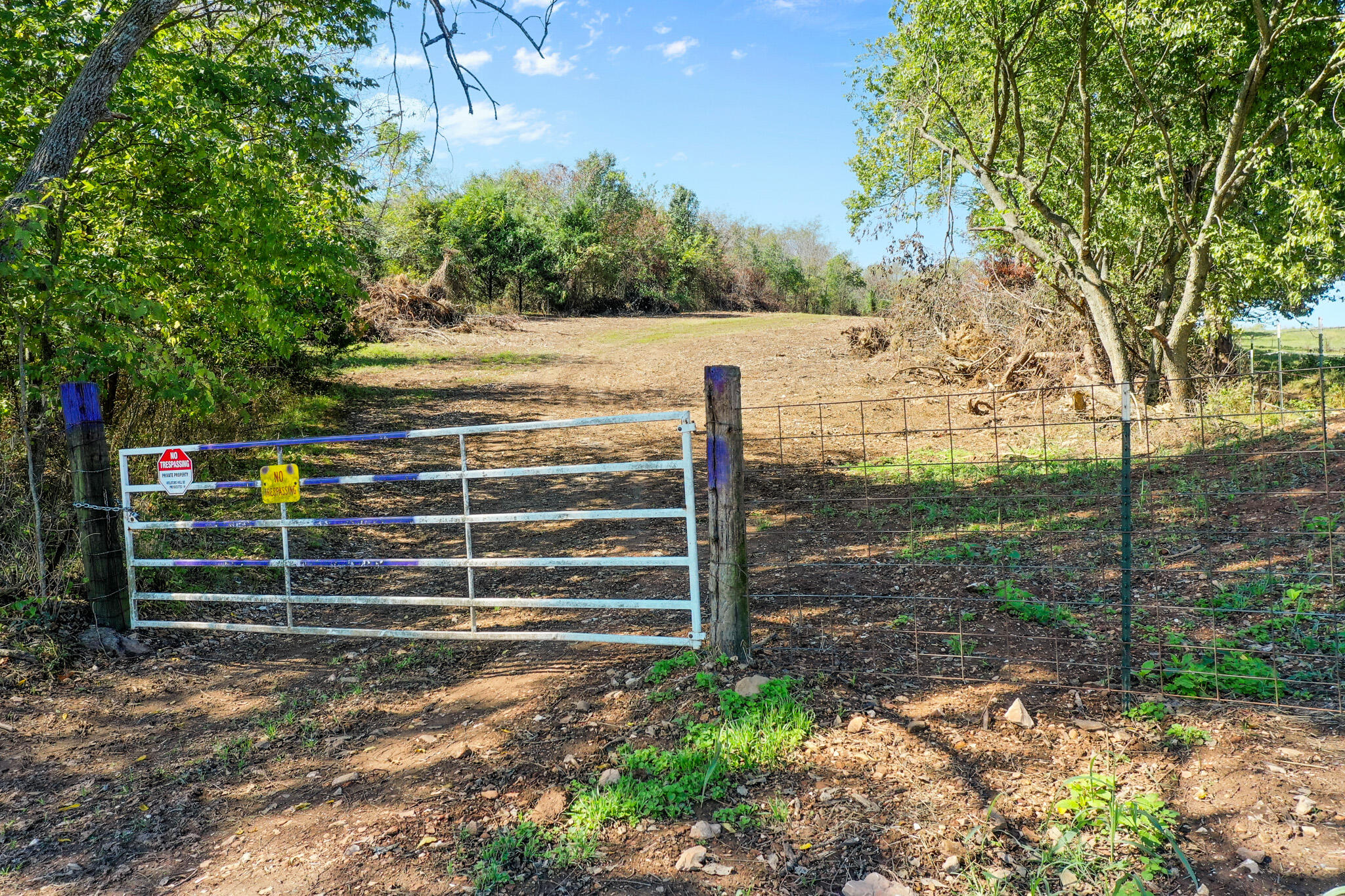 1971 North Hazeltine Road Property Photo 7