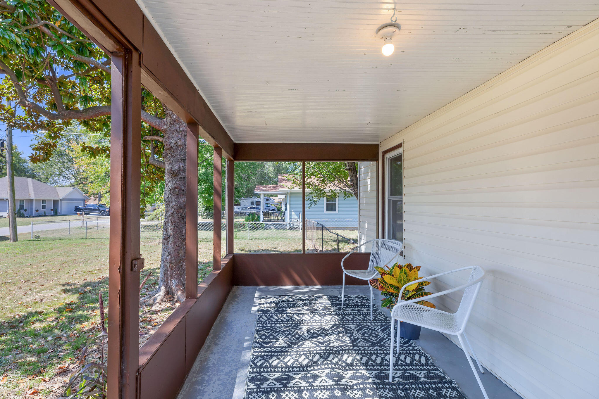 2425 East Atlantic Street Property Photo 4