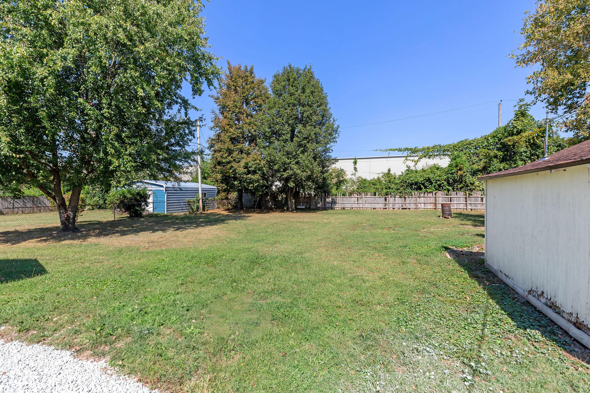 2425 East Atlantic Street Property Photo 18