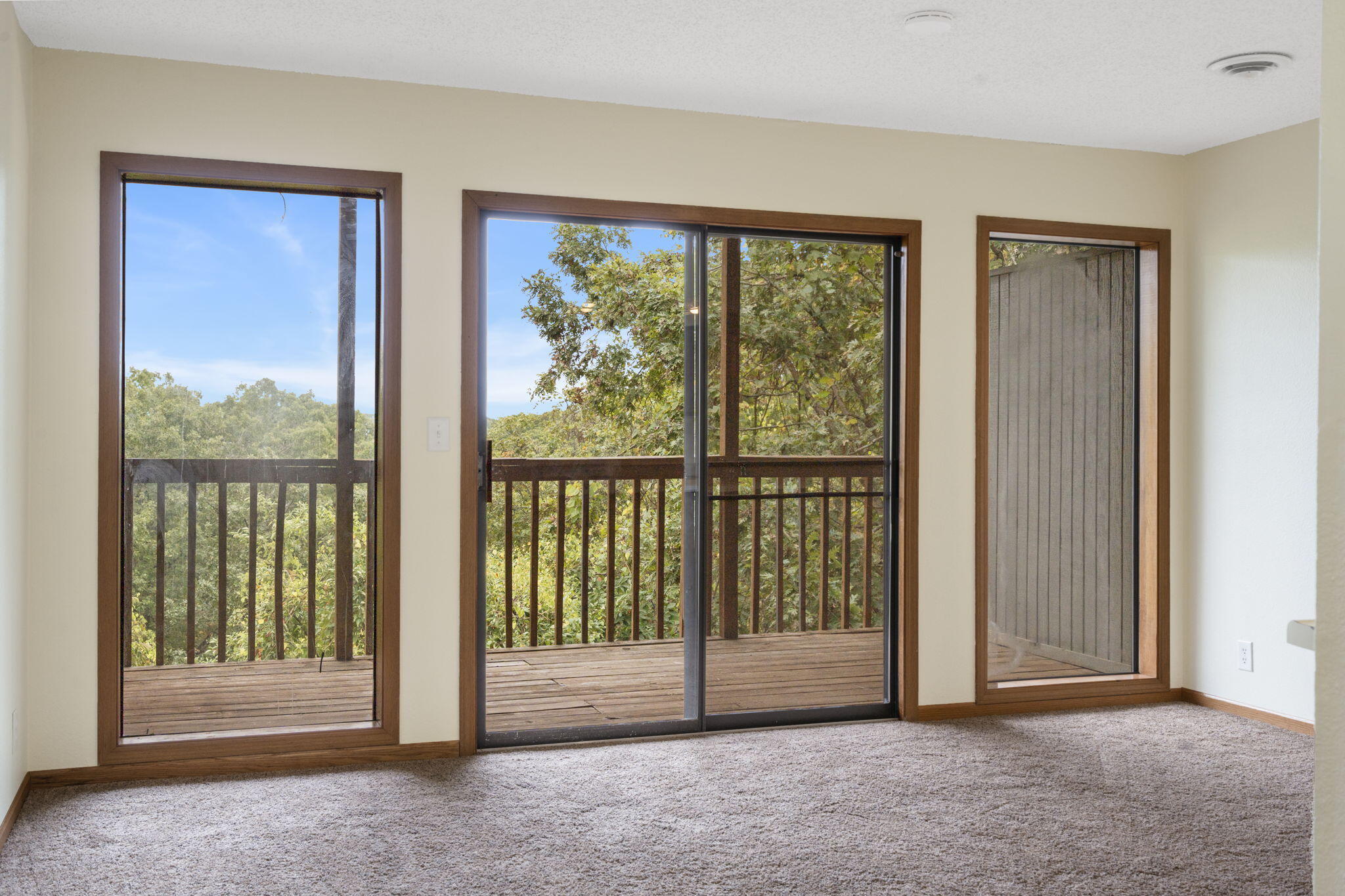 26 Sinatra Court Property Photo 22