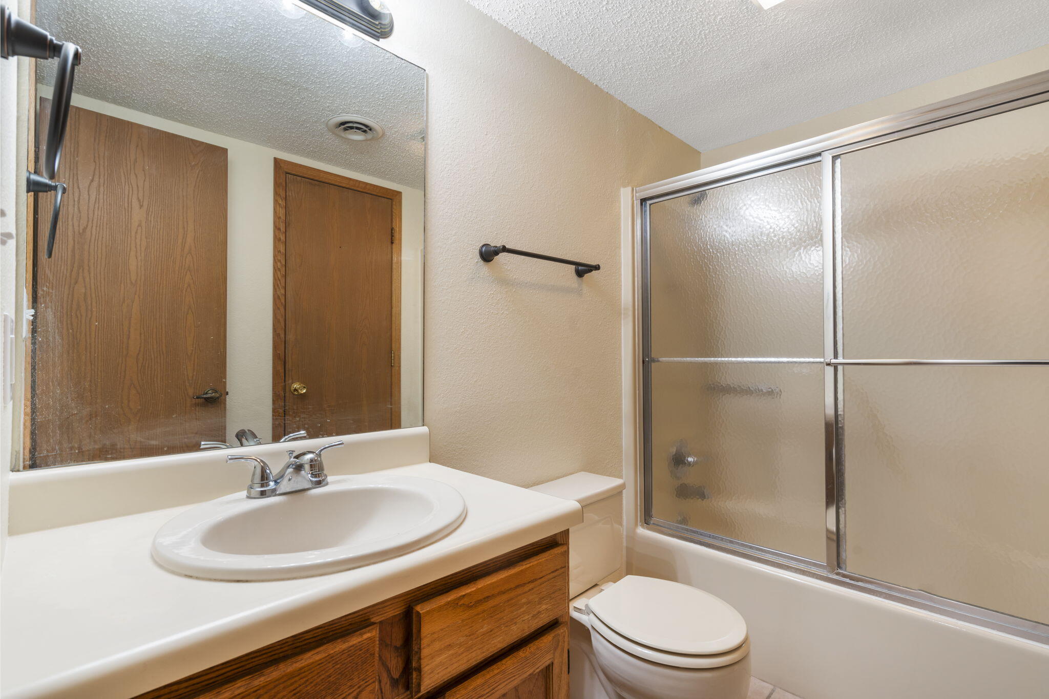 26 Sinatra Court Property Photo 39