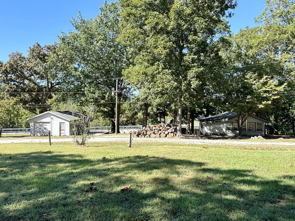 2585 Sugar Maple Street Property Photo 3