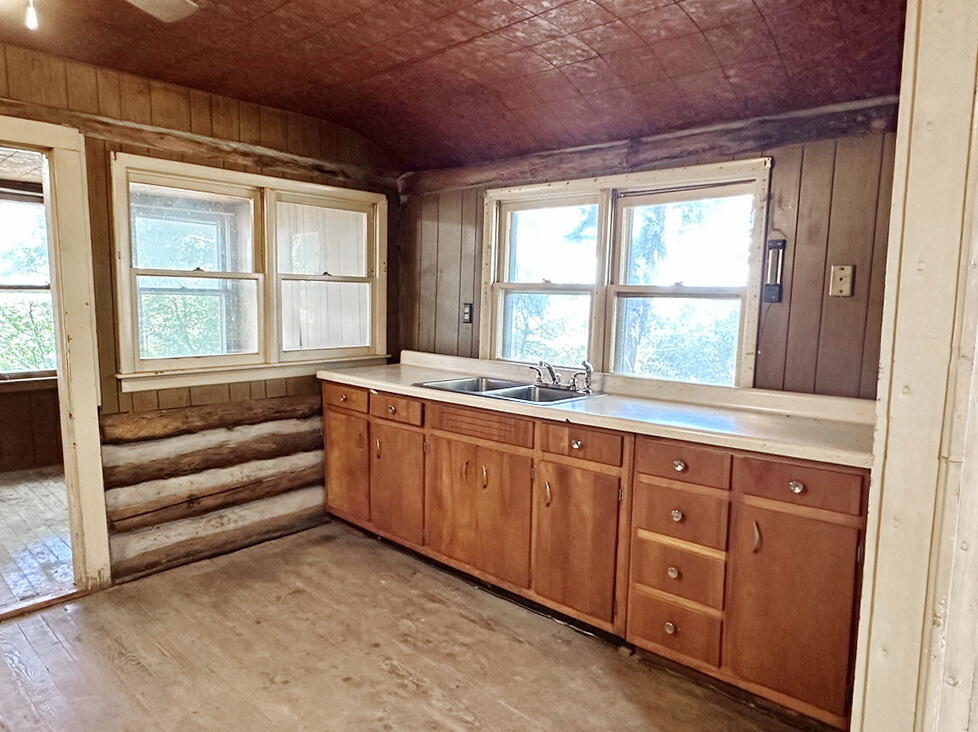2585 Sugar Maple Street Property Photo 9
