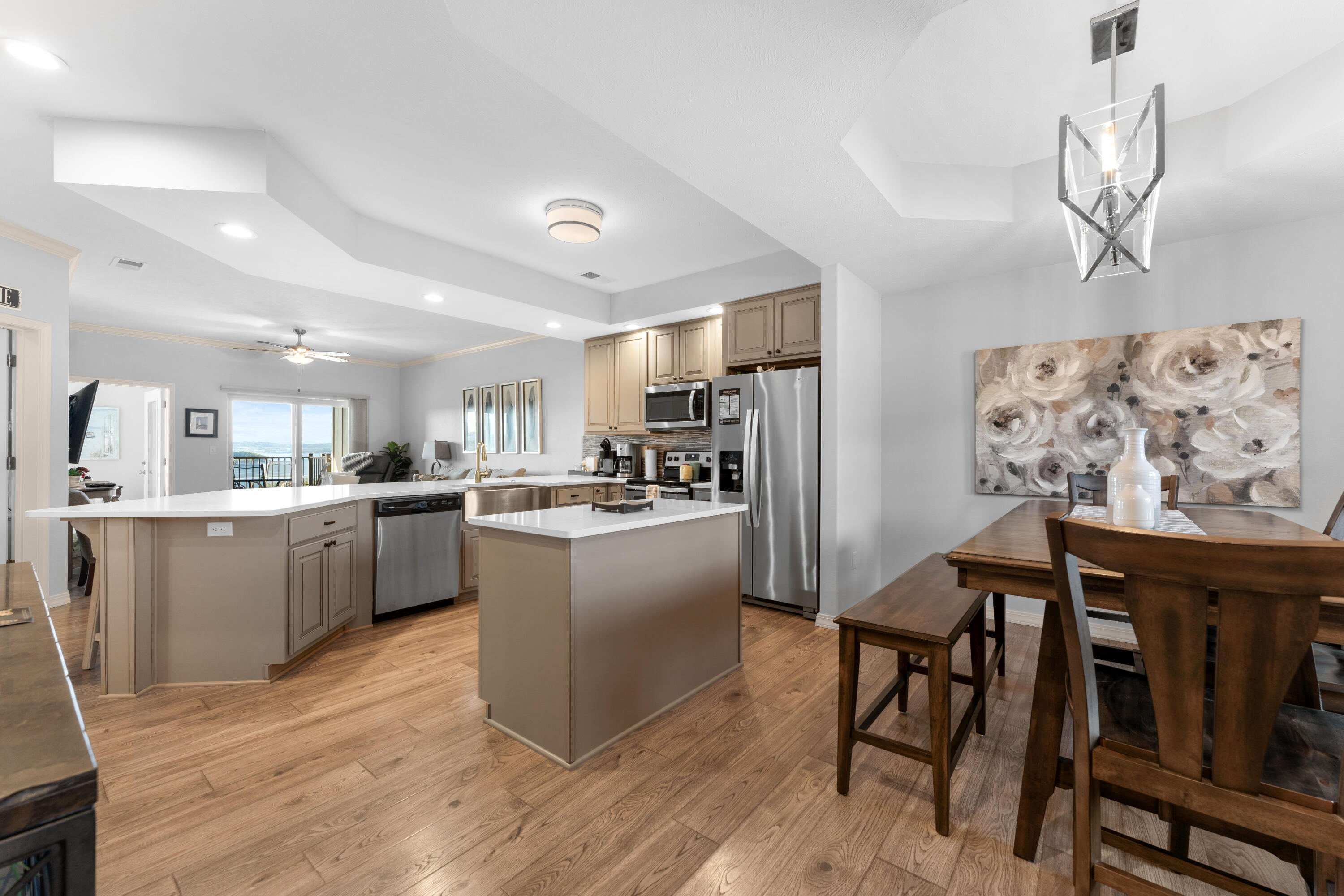 200 Majestic Drive Property Photo 6