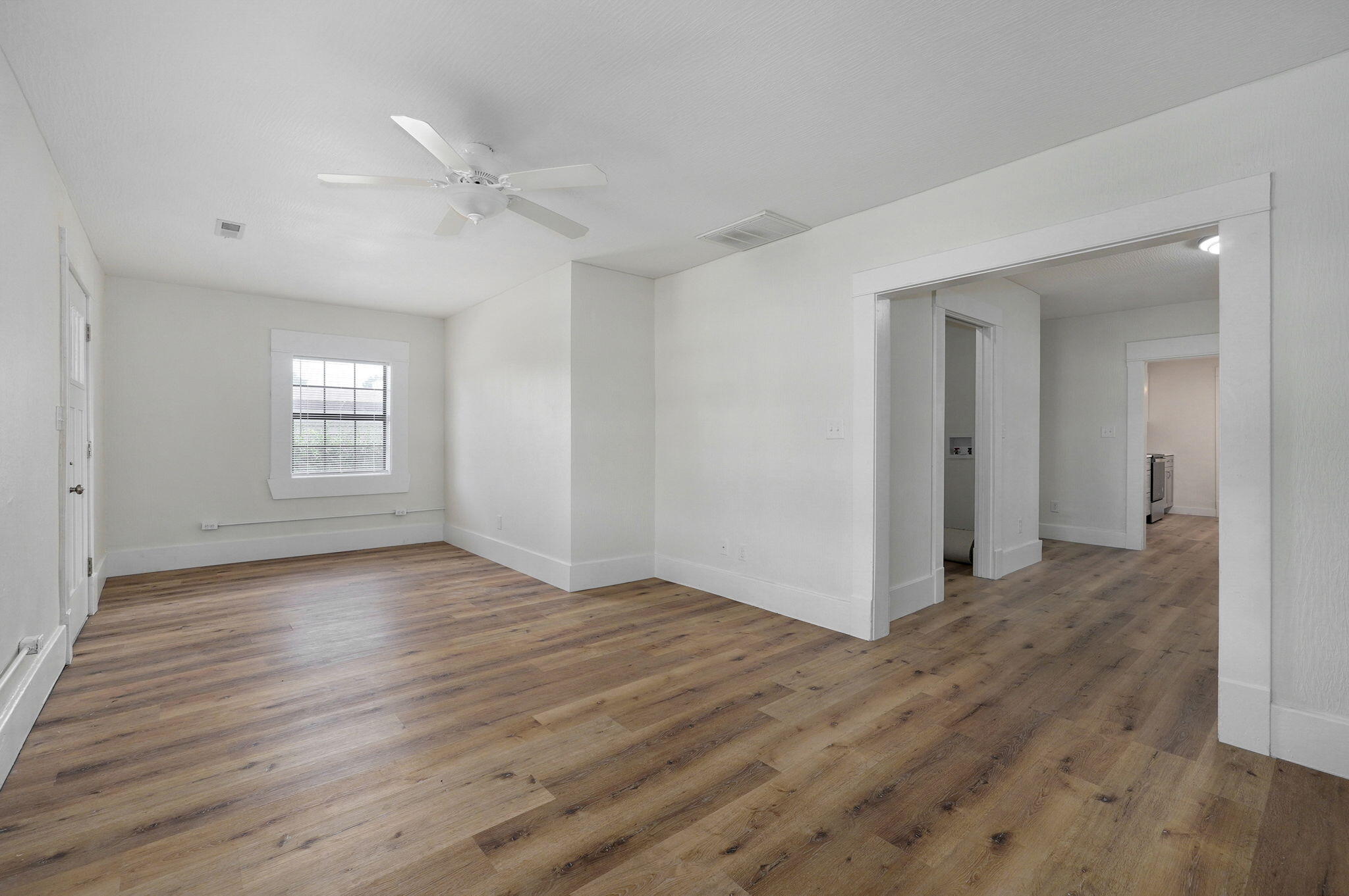 610 East Logan Street Property Photo 5