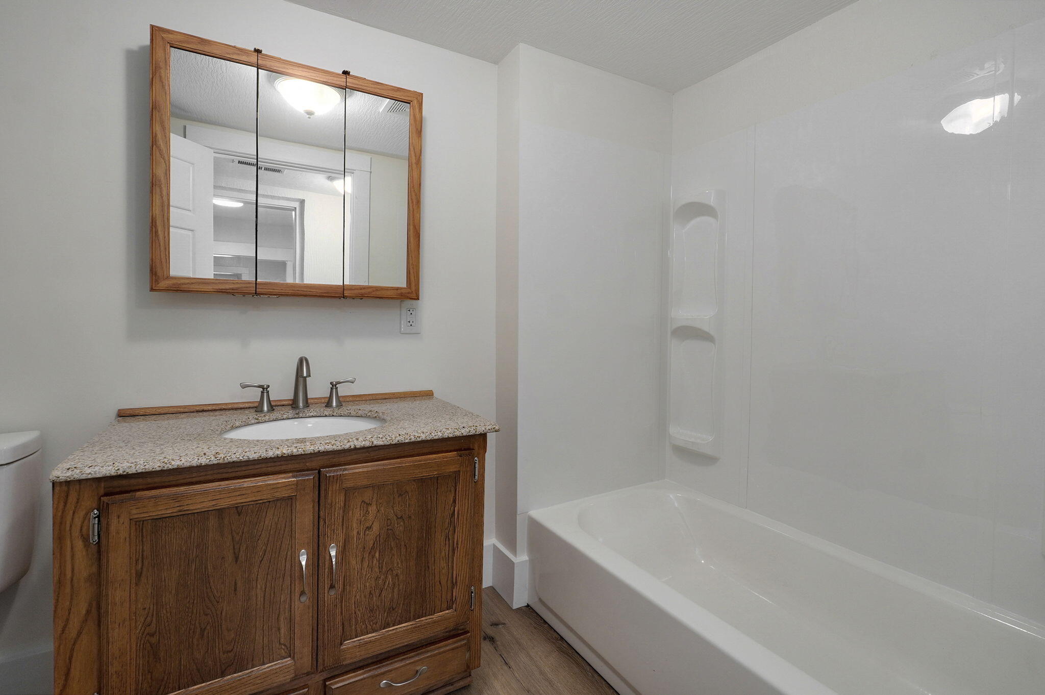 610 East Logan Street Property Photo 15