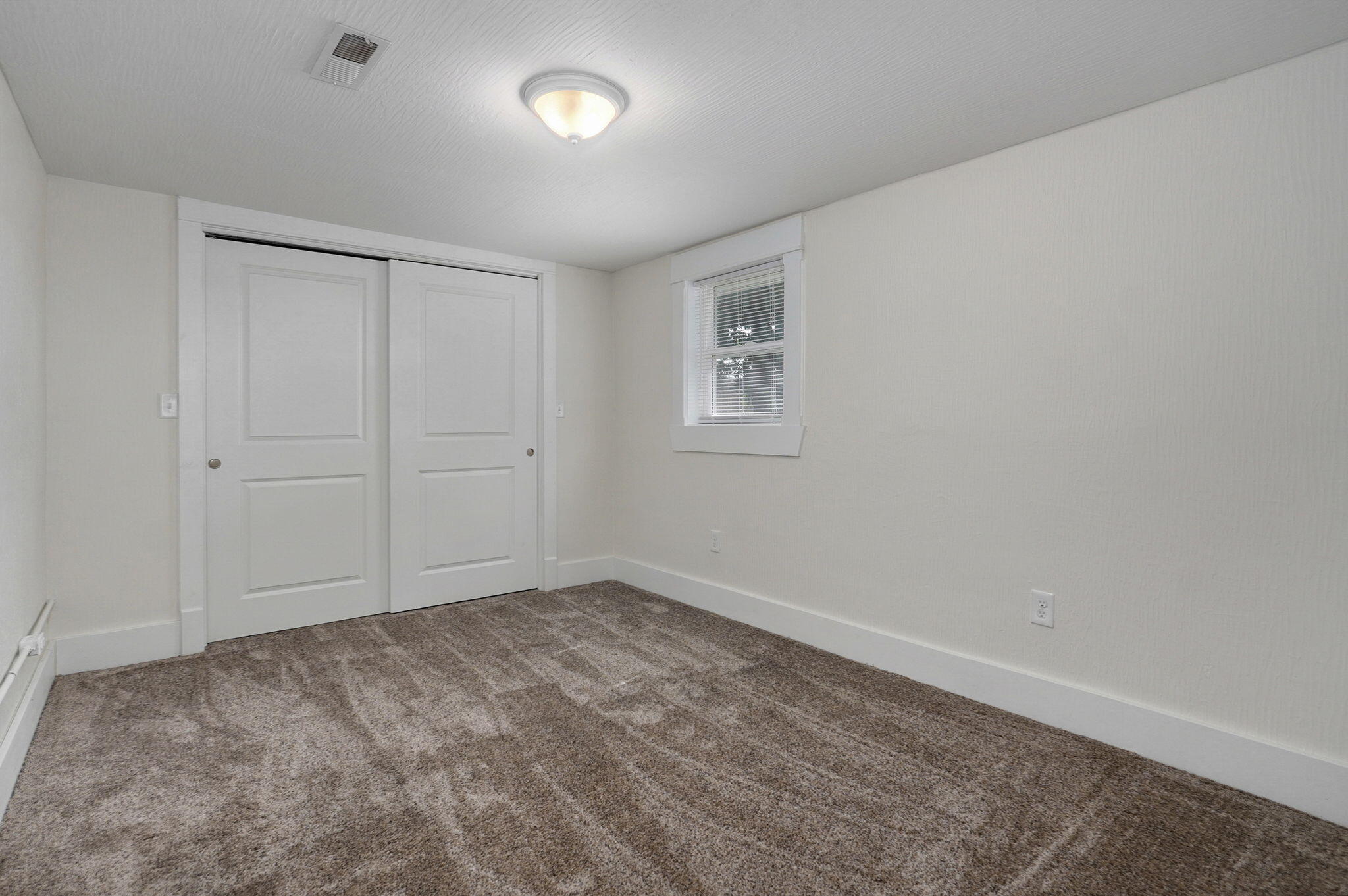 610 East Logan Street Property Photo 16