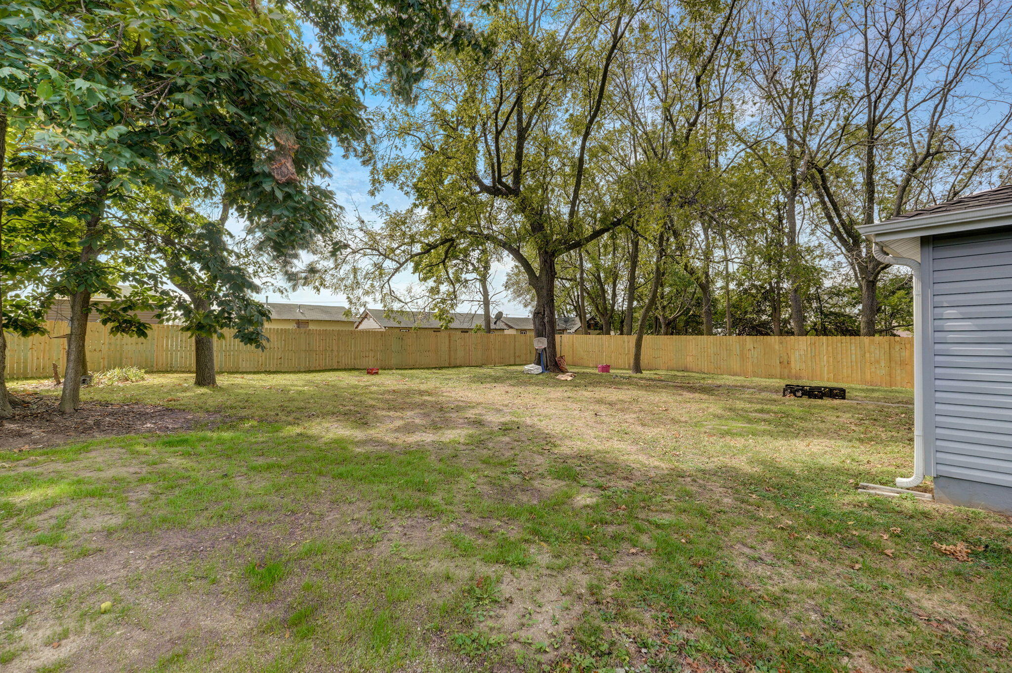 610 East Logan Street Property Photo 21