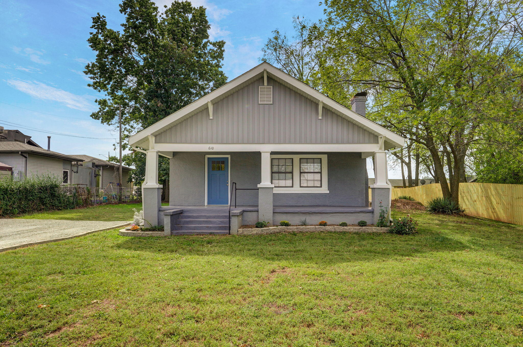 610 East Logan Street Property Photo 27