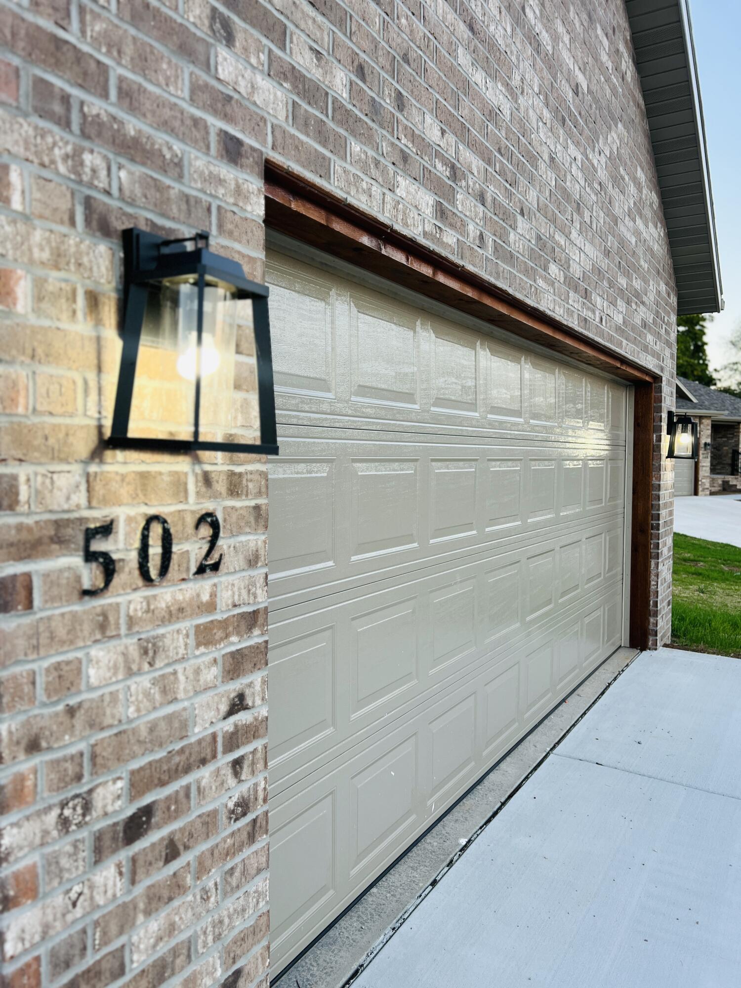 502 James Property Photo 28