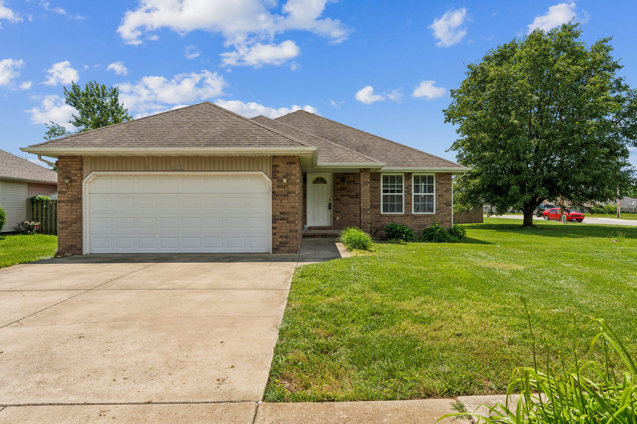 1006 Care Avenue Property Photo 2