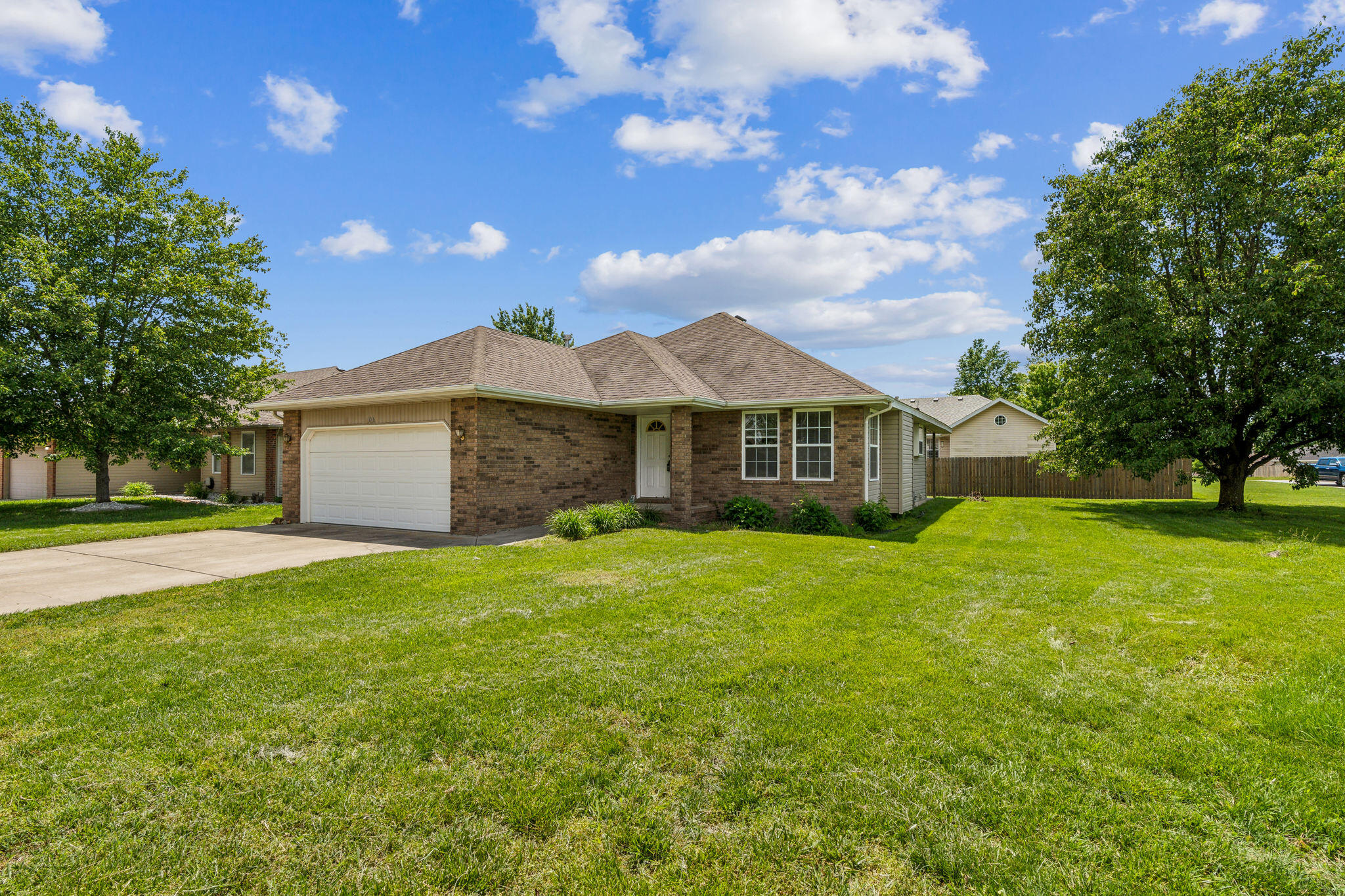 1006 Care Avenue Property Photo 4