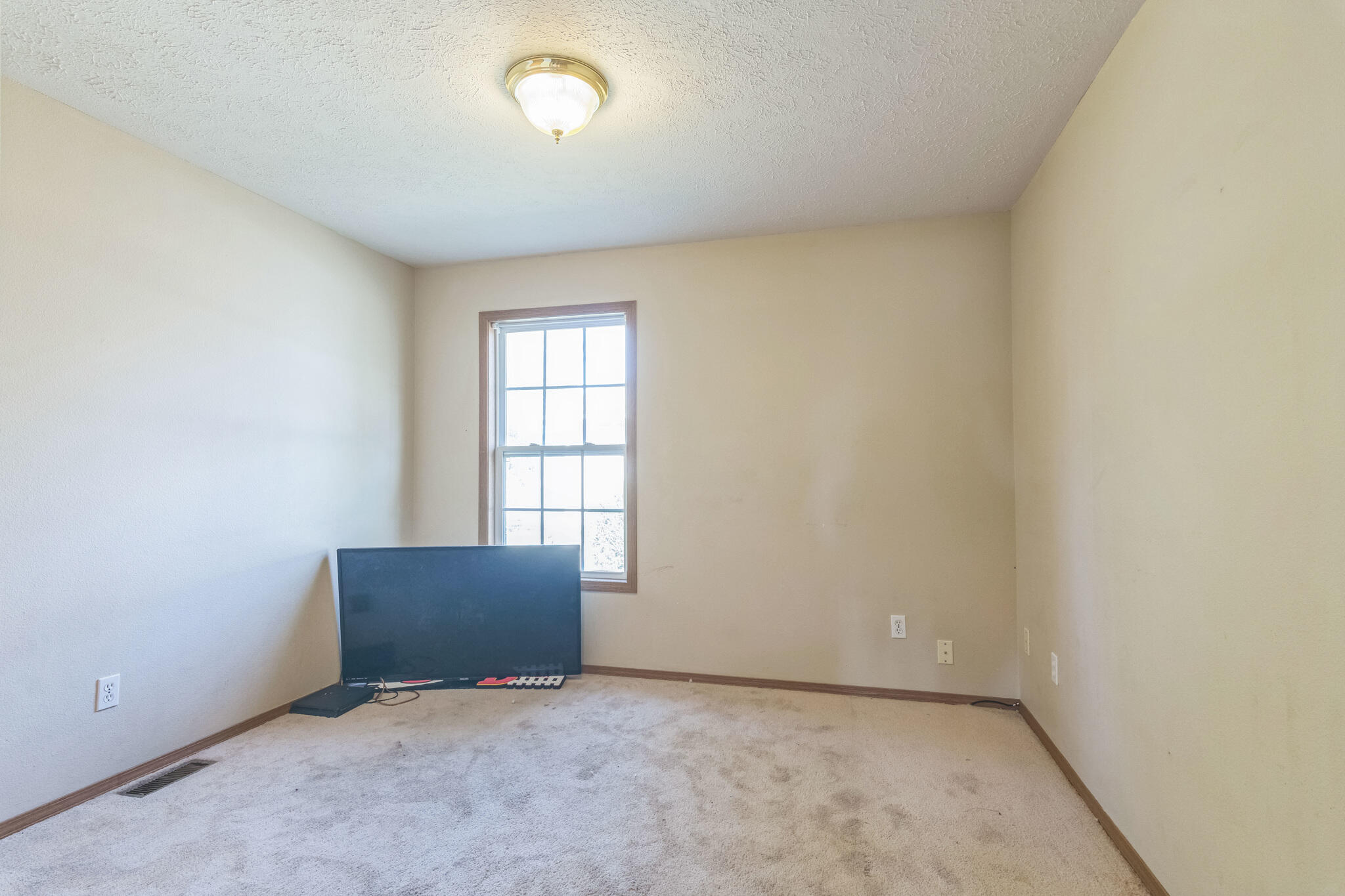1006 Care Avenue Property Photo 22