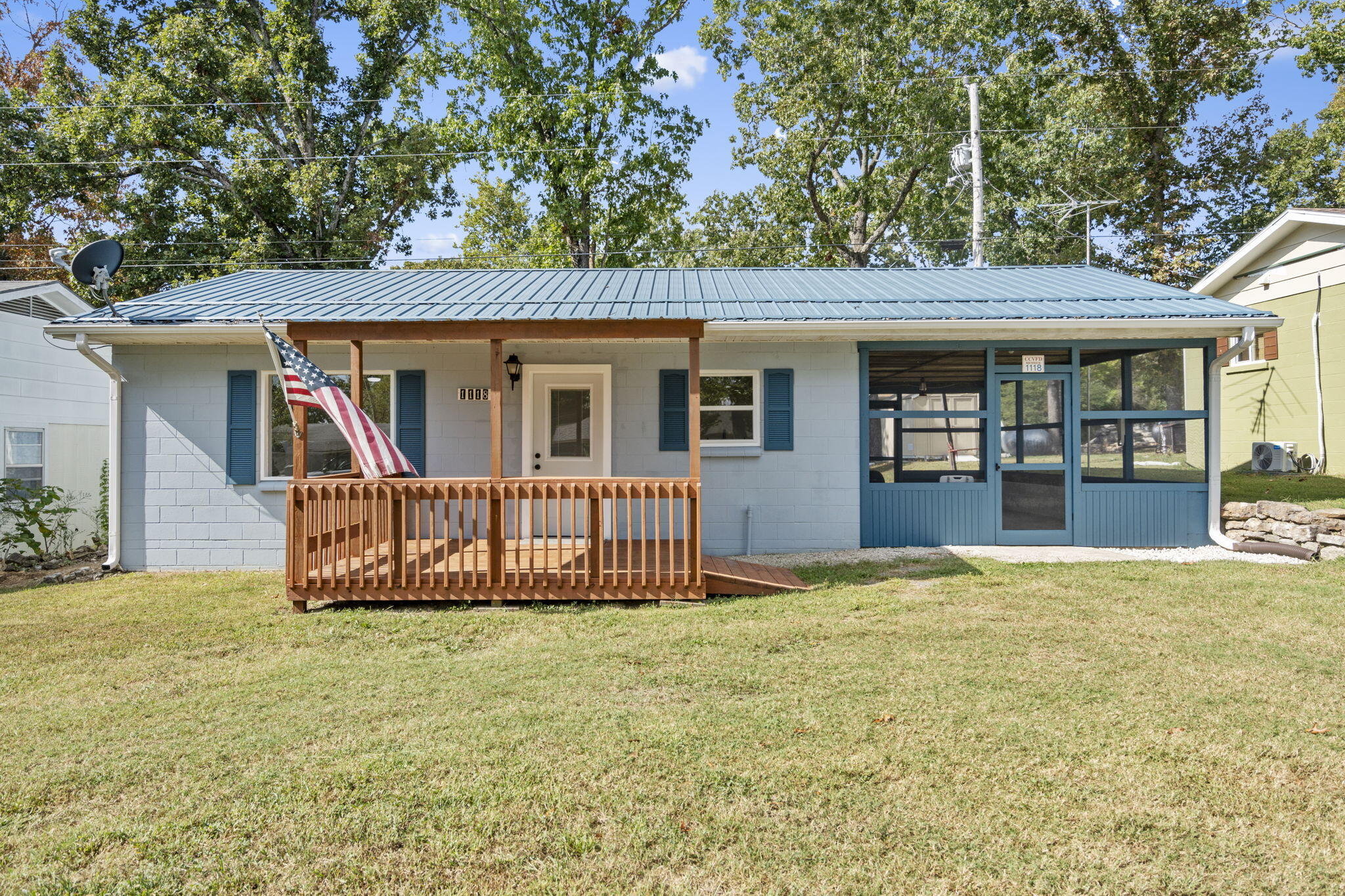 1118 A B Fine Road Property Photo 5