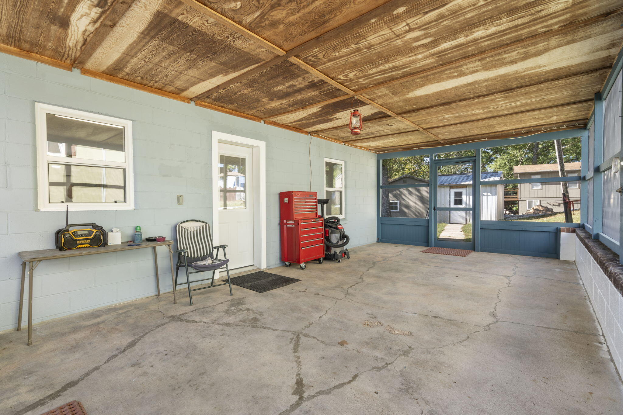1118 A B Fine Road Property Photo 20