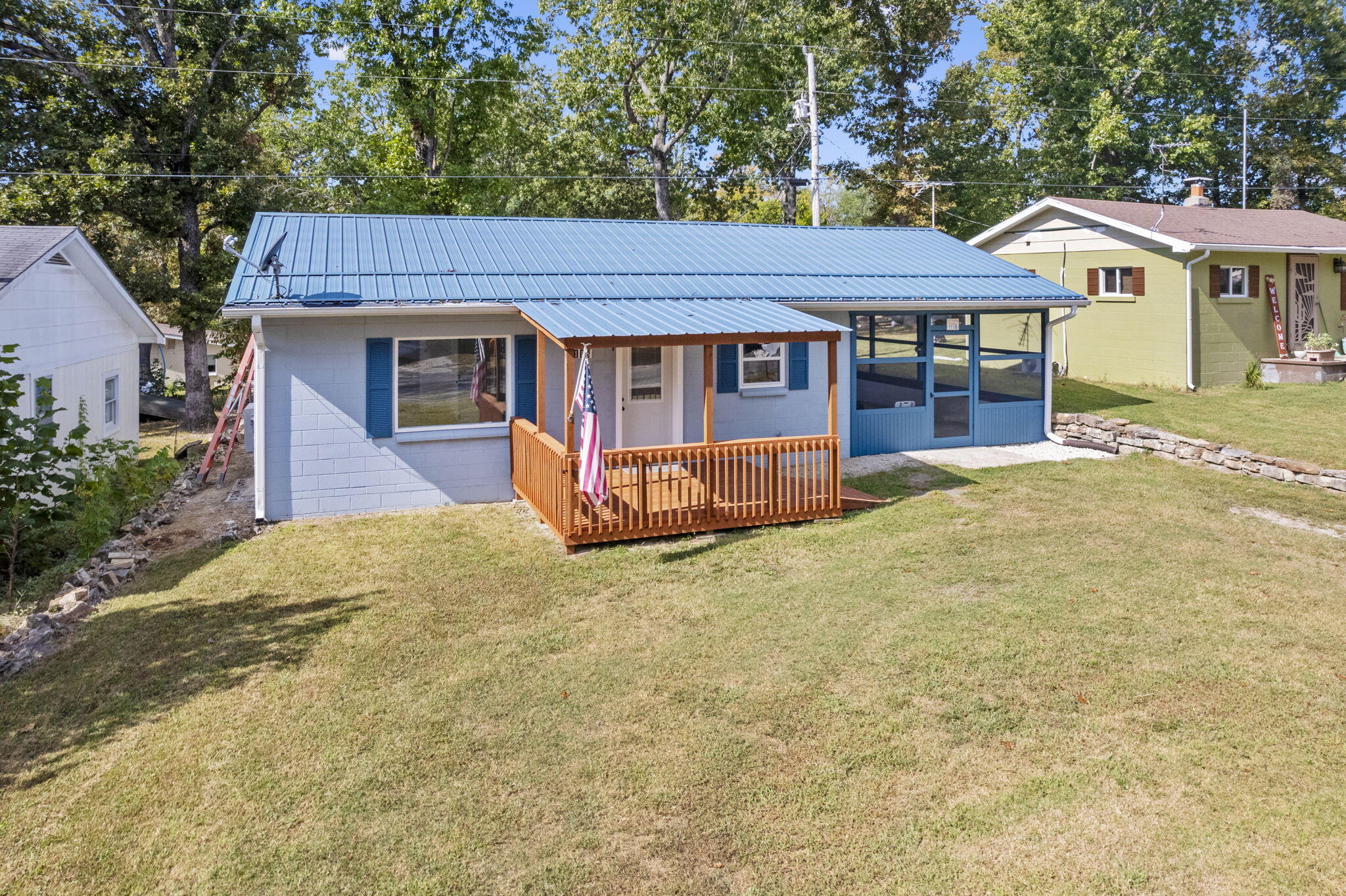 1118 A B Fine Road Property Photo 26