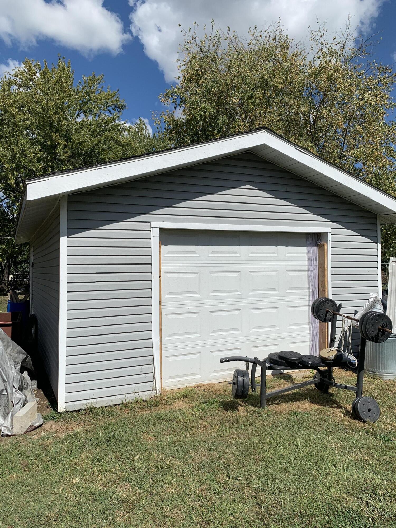 10603 North Main Street Property Photo 3