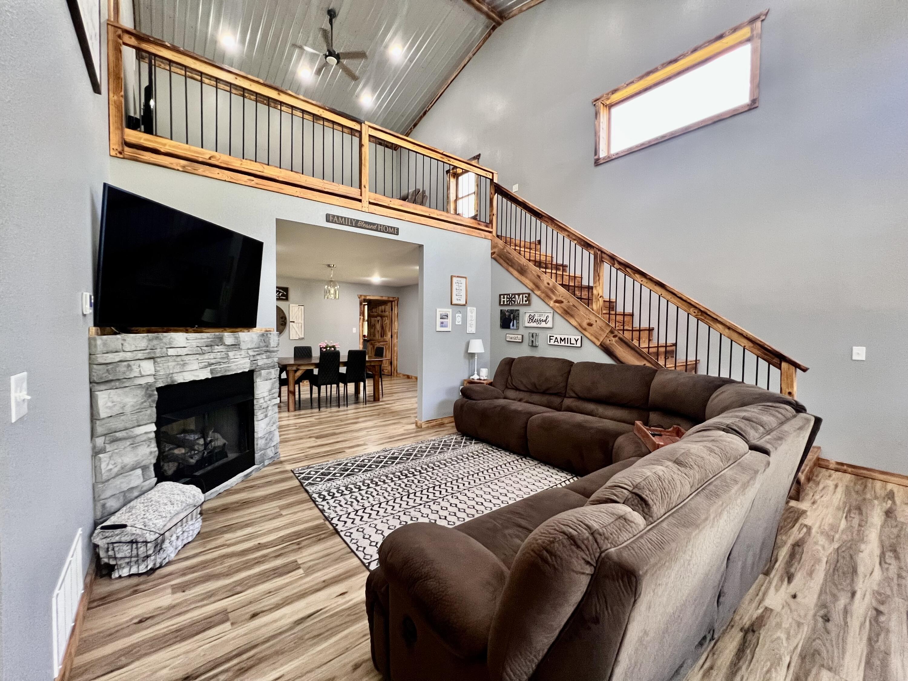8593 Highway 17 Property Photo 4
