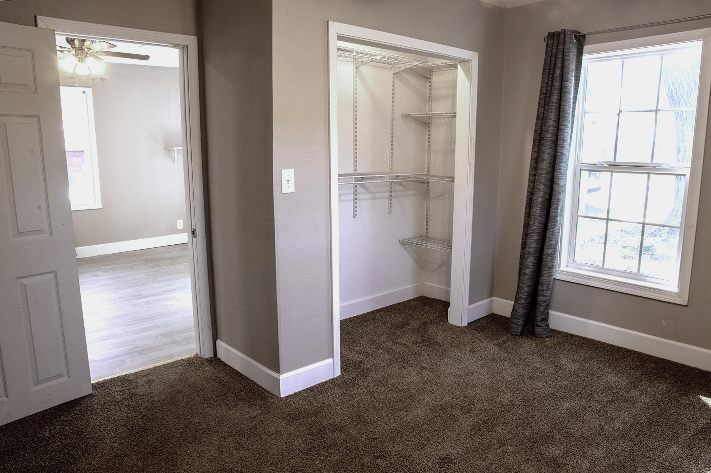 133 West Delta Street Property Photo 6