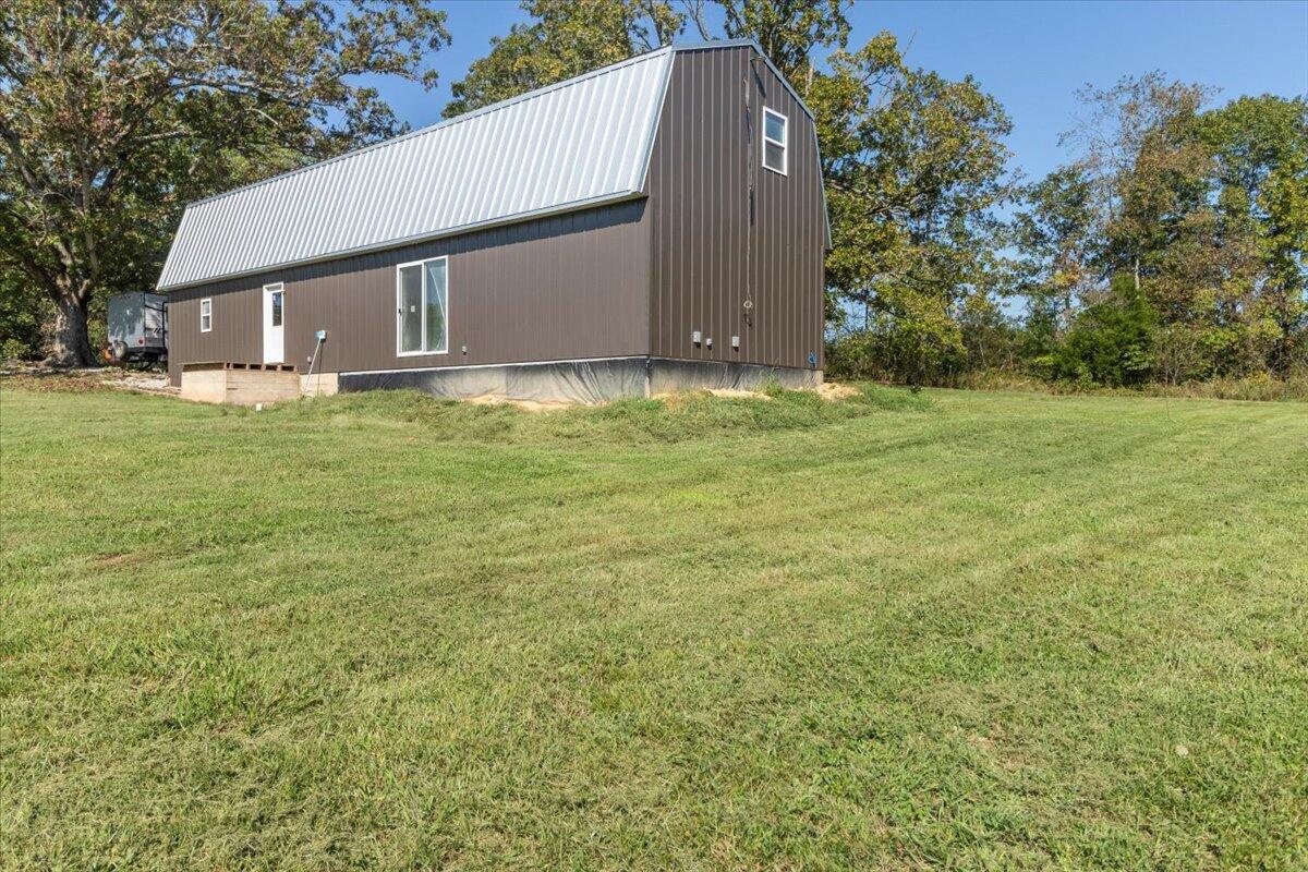 8878 County Road 1740 Property Photo 7