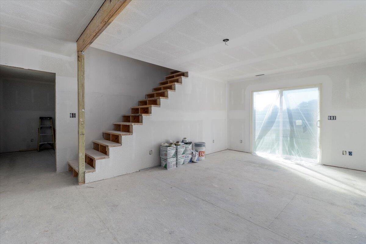 8878 County Road 1740 Property Photo 10