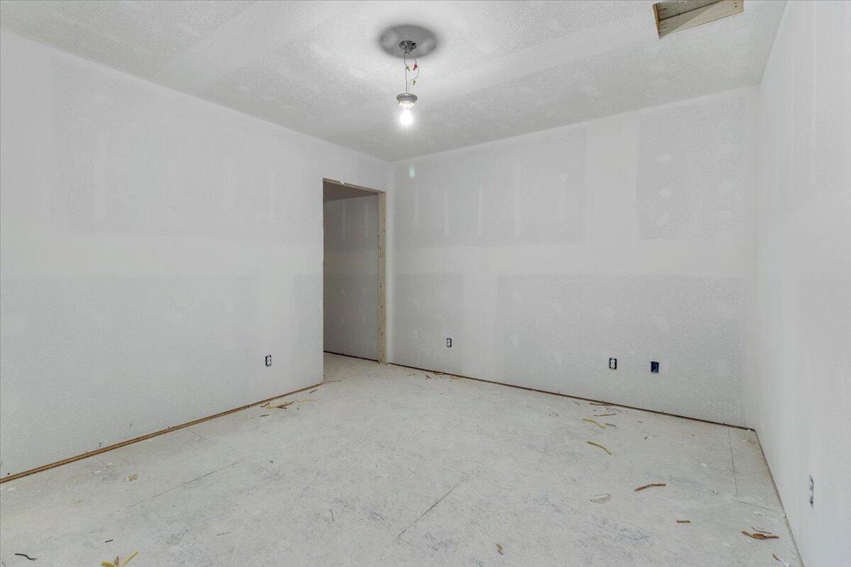 8878 County Road 1740 Property Photo 24
