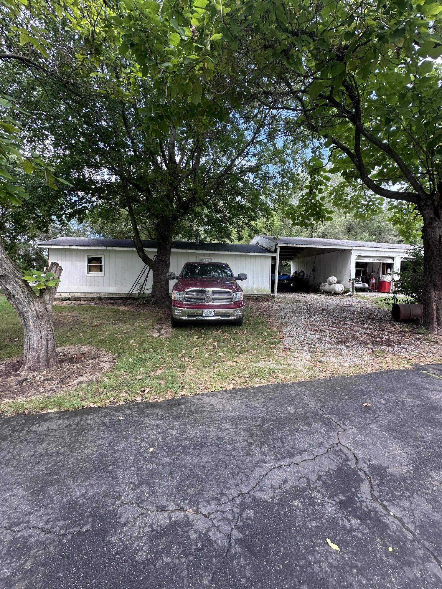 411 West Craig Property Photo 5