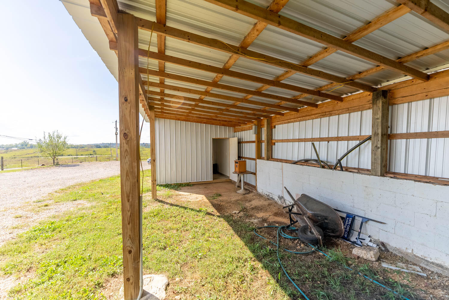 966 Nettleton Avenue Property Photo 36