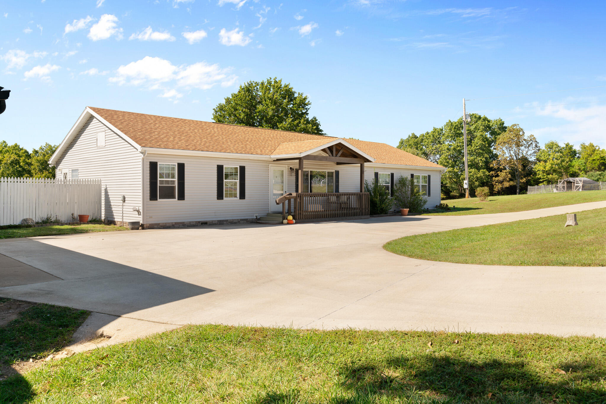 159 Moody Ridge Road Property Photo 3