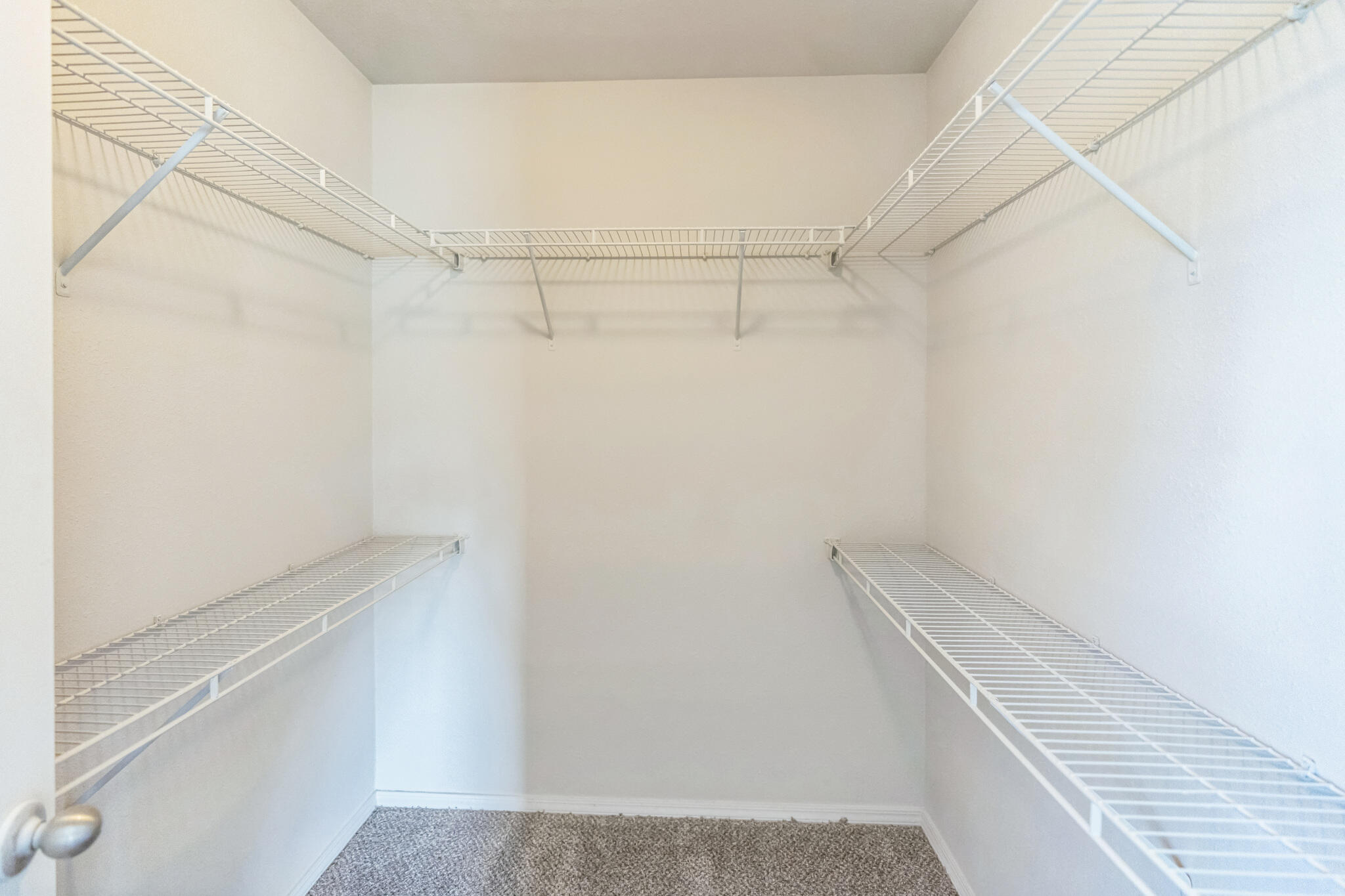 330 West Summit Street Property Photo 11