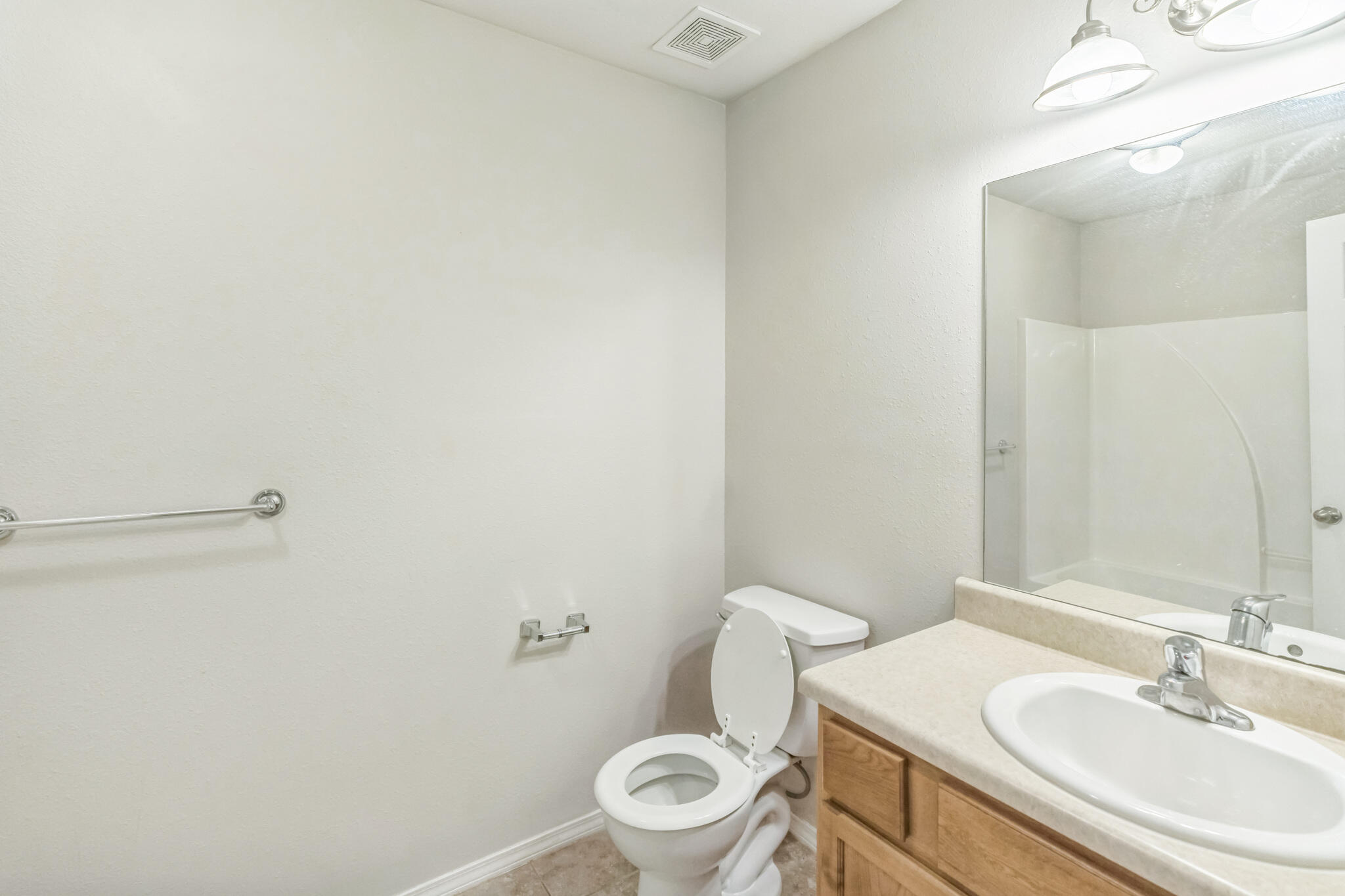330 West Summit Street Property Photo 19