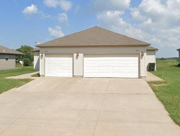 407 West Summit Street Property Photo 1