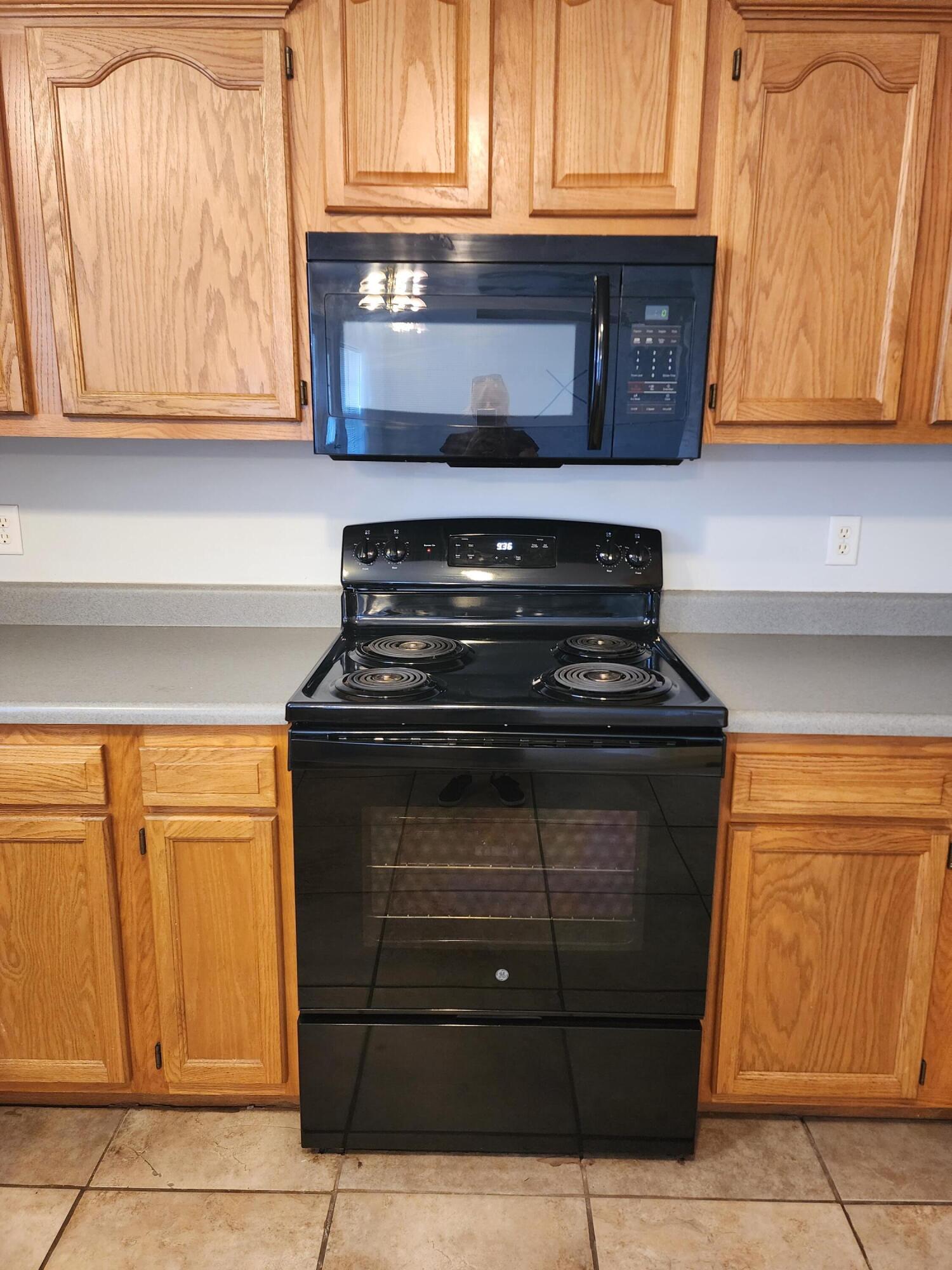 1202 Woodland Property Photo 6