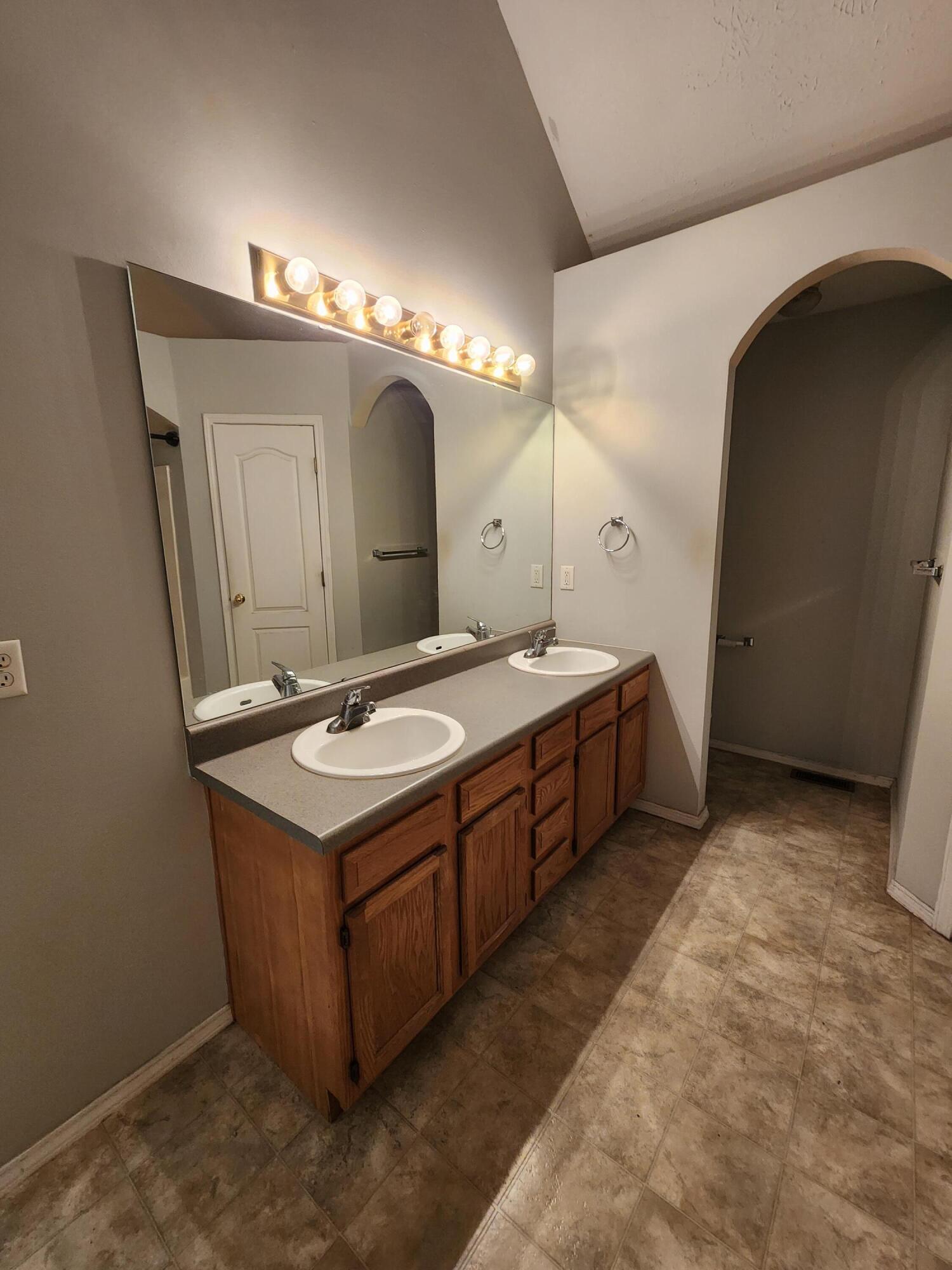 1202 Woodland Property Photo 14