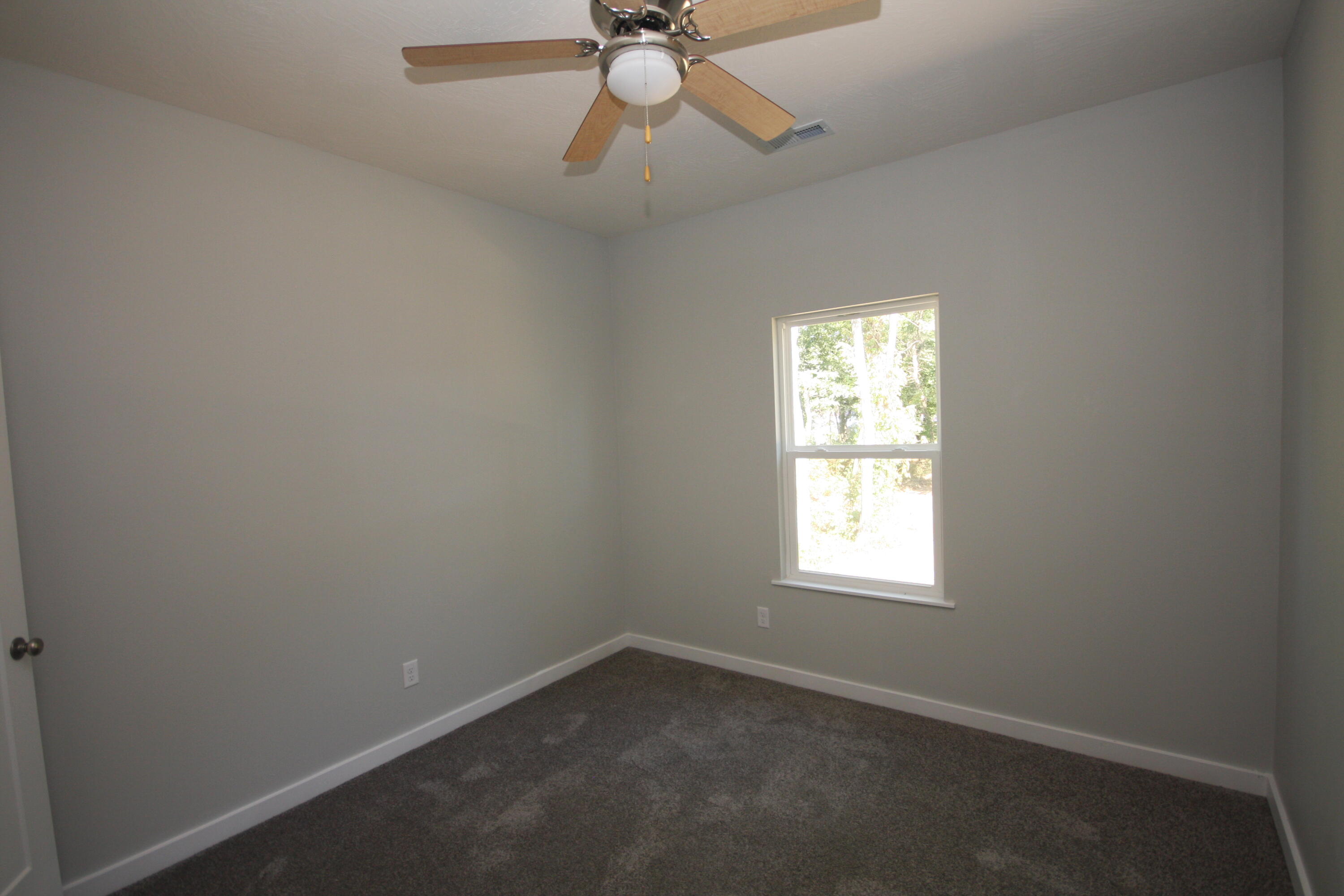 414 Jeanne Drive Property Photo 12