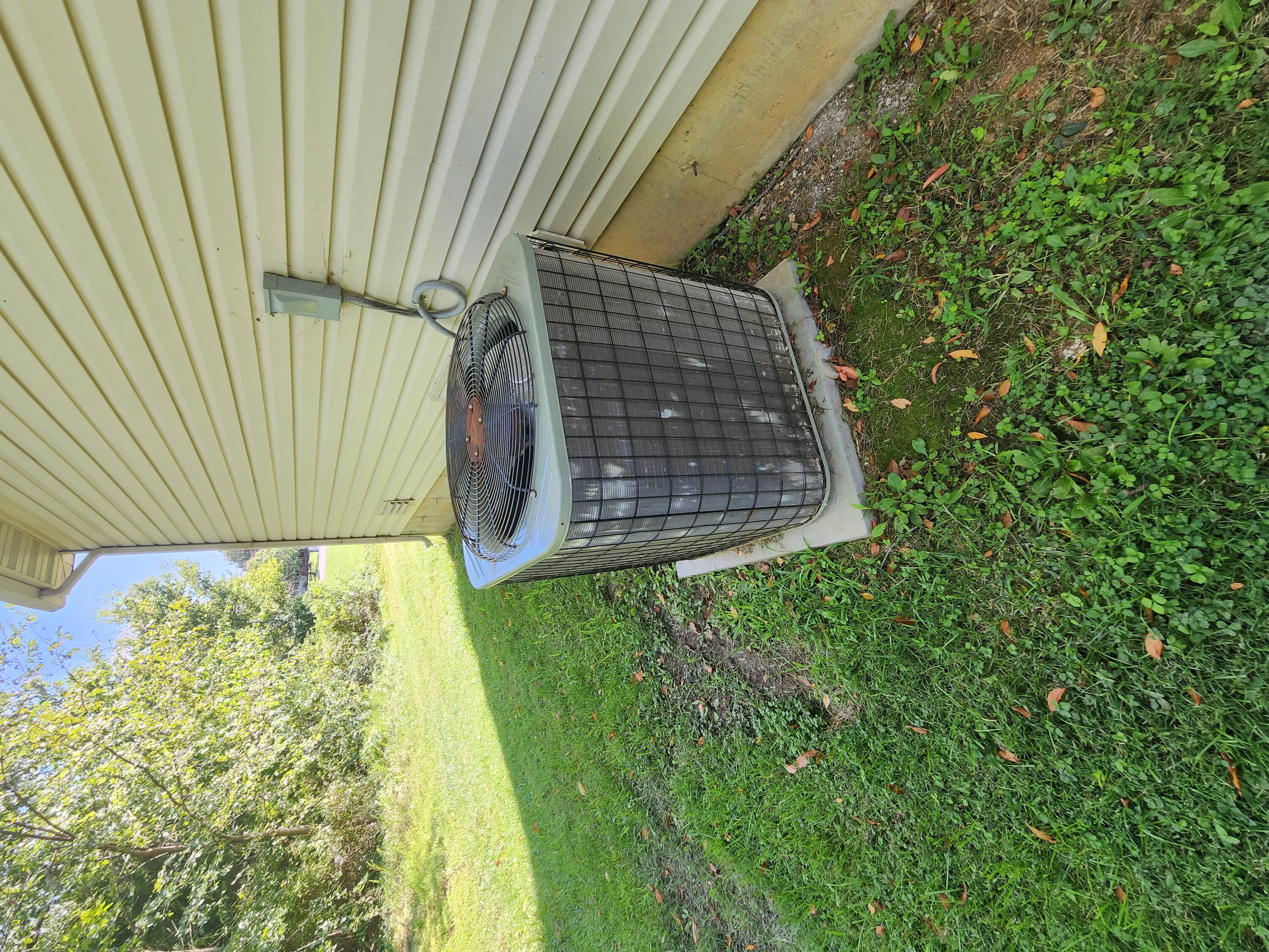 328 West Summit Street Property Photo 15