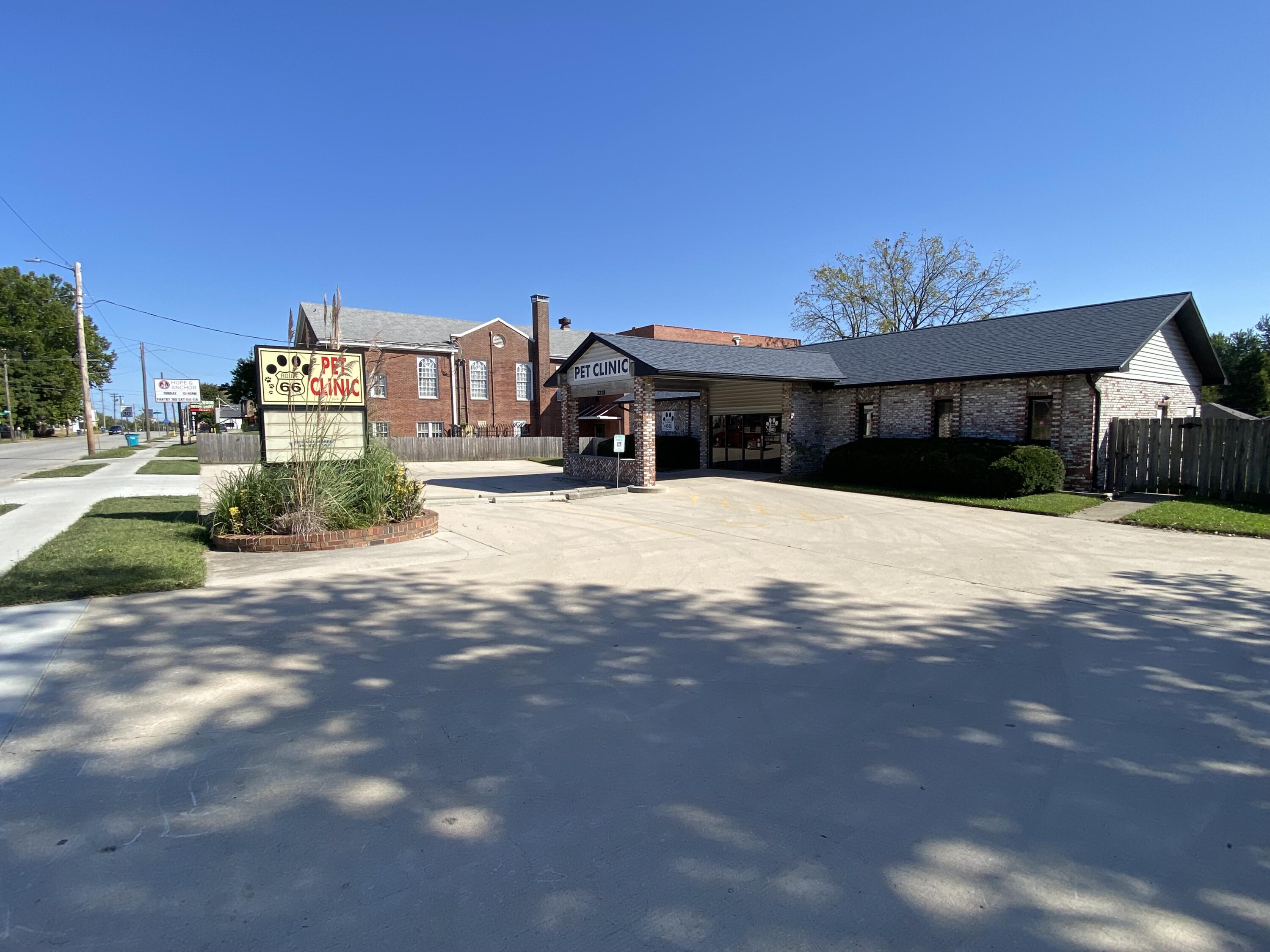 Forest Hills Real Estate Listings Main Image