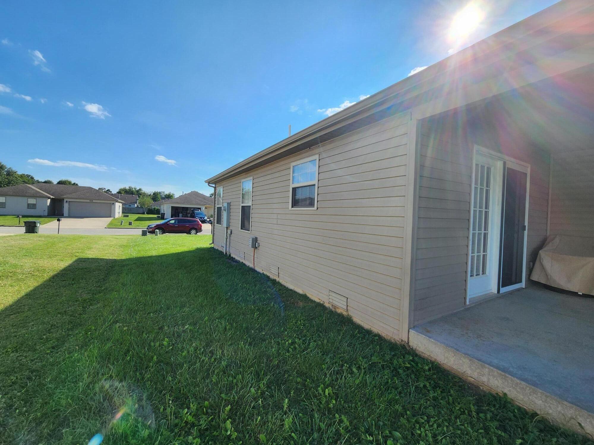 409 West Summit Street Property Photo 17