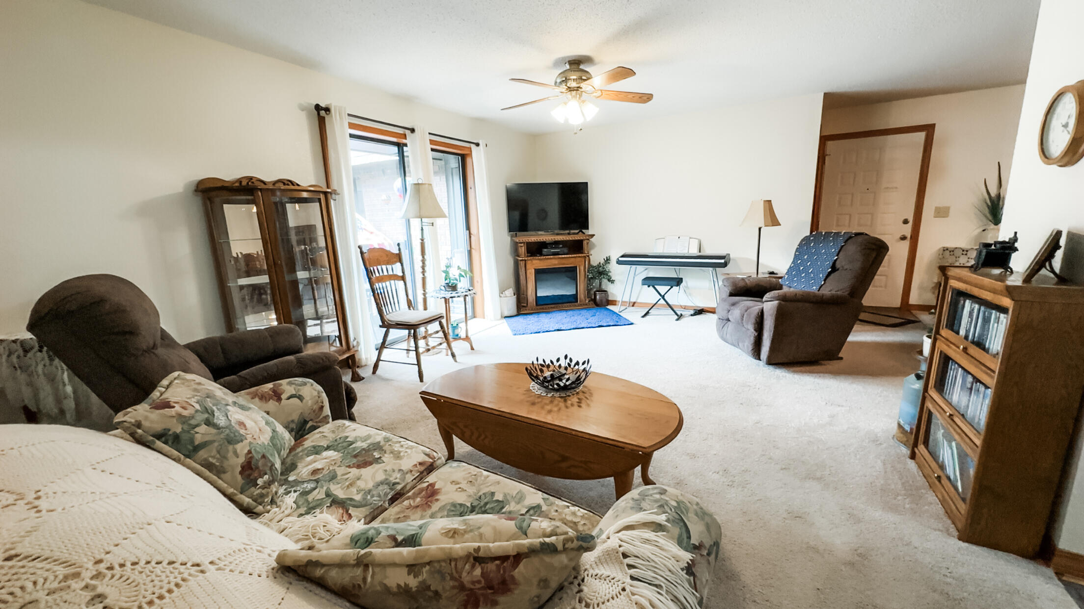 170 Wilshire Drive Property Photo 11