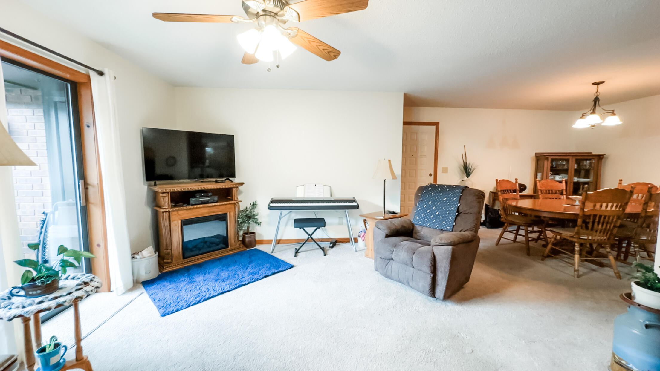 170 Wilshire Drive Property Photo 12