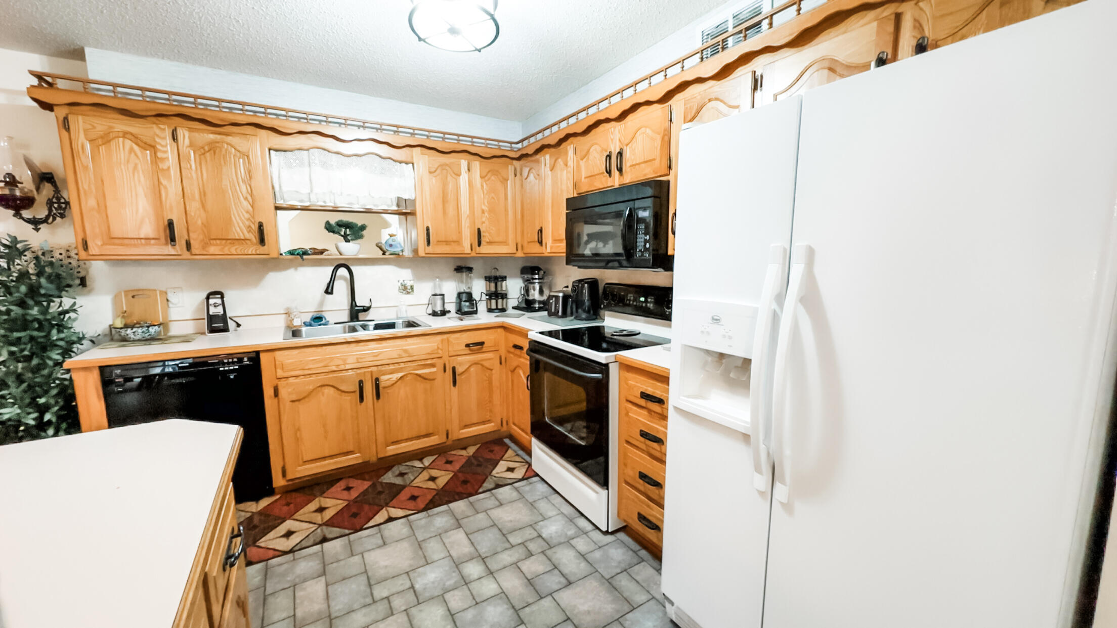 170 Wilshire Drive Property Photo 21