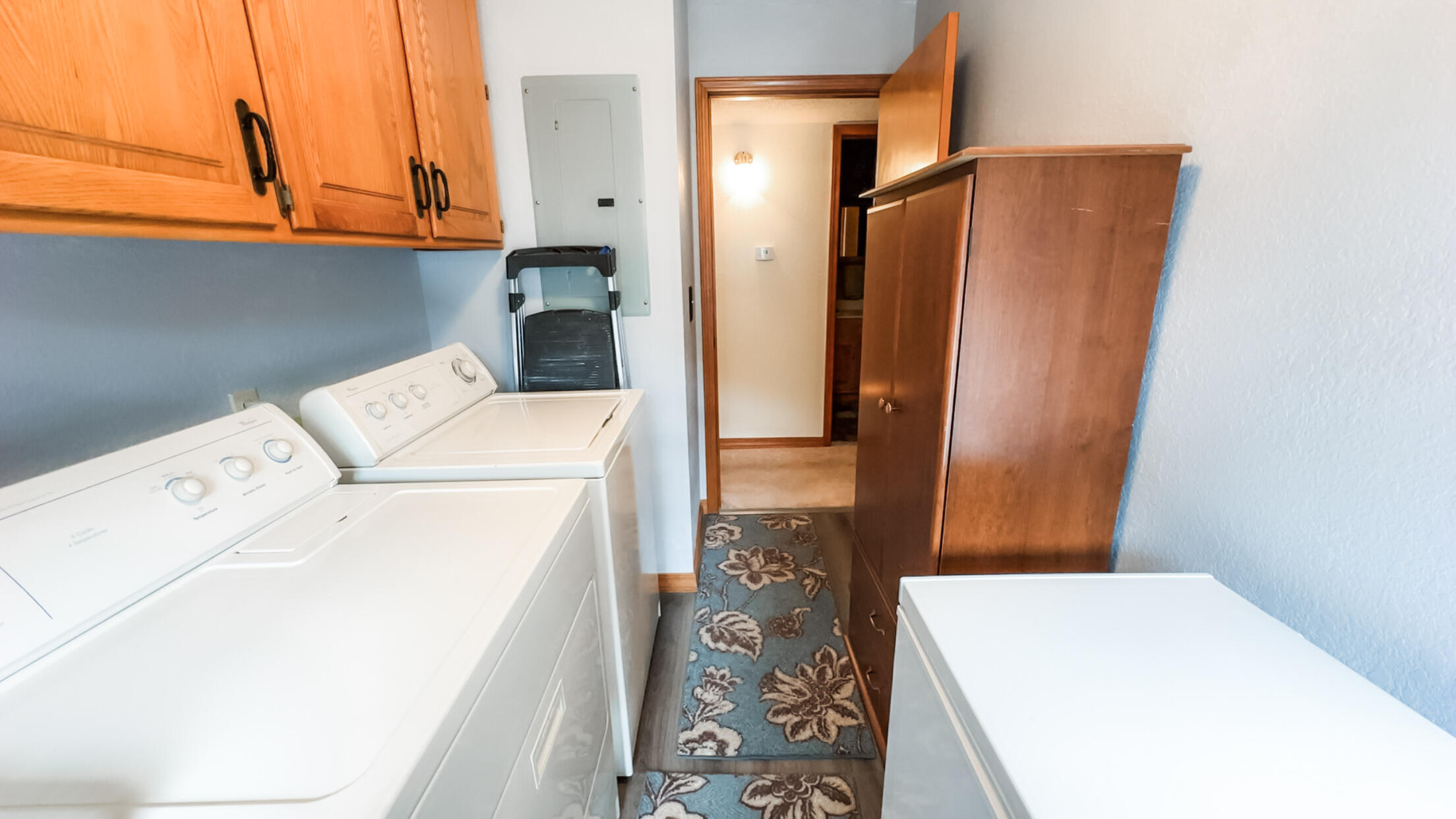 170 Wilshire Drive Property Photo 33
