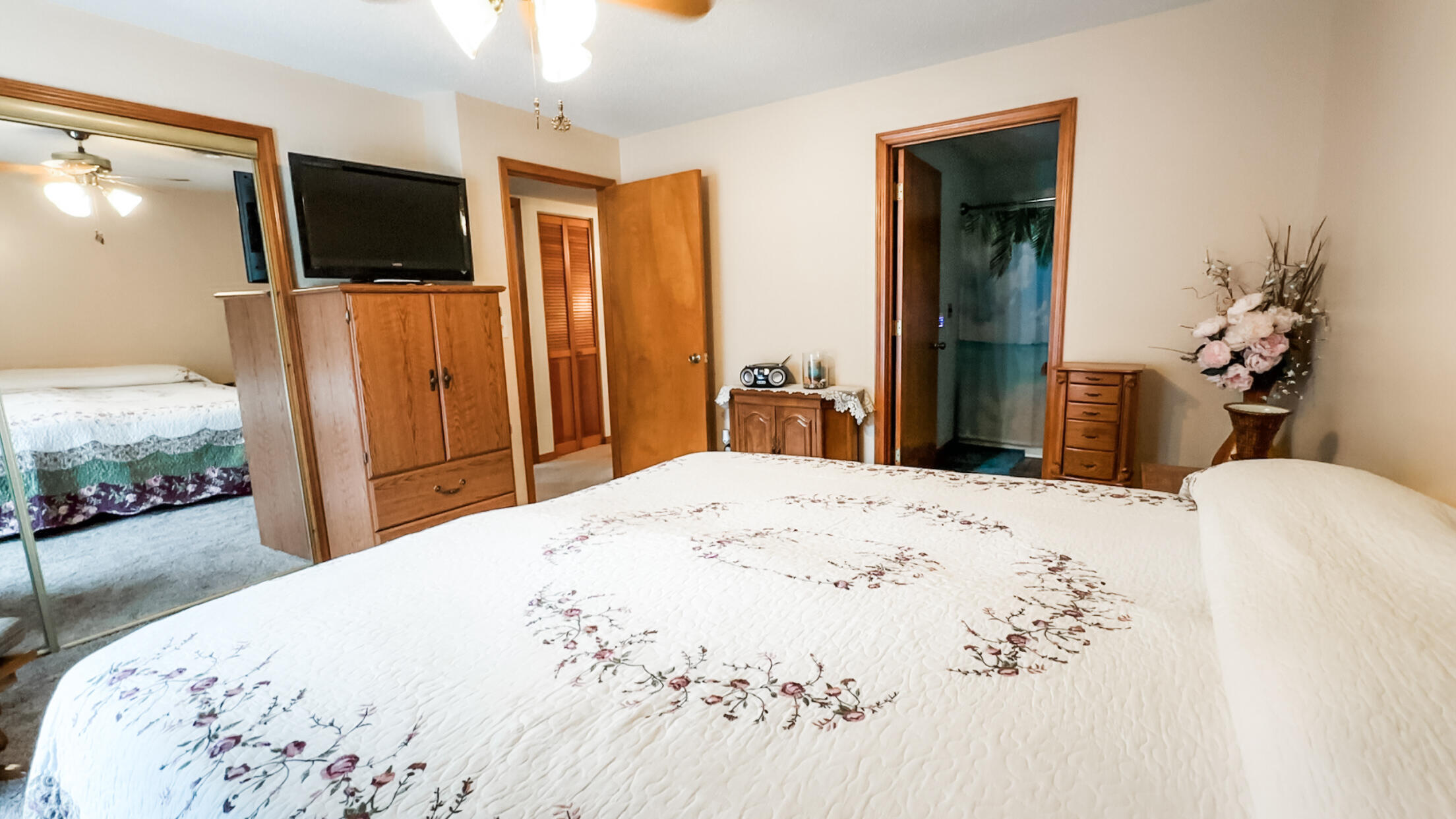 170 Wilshire Drive Property Photo 37