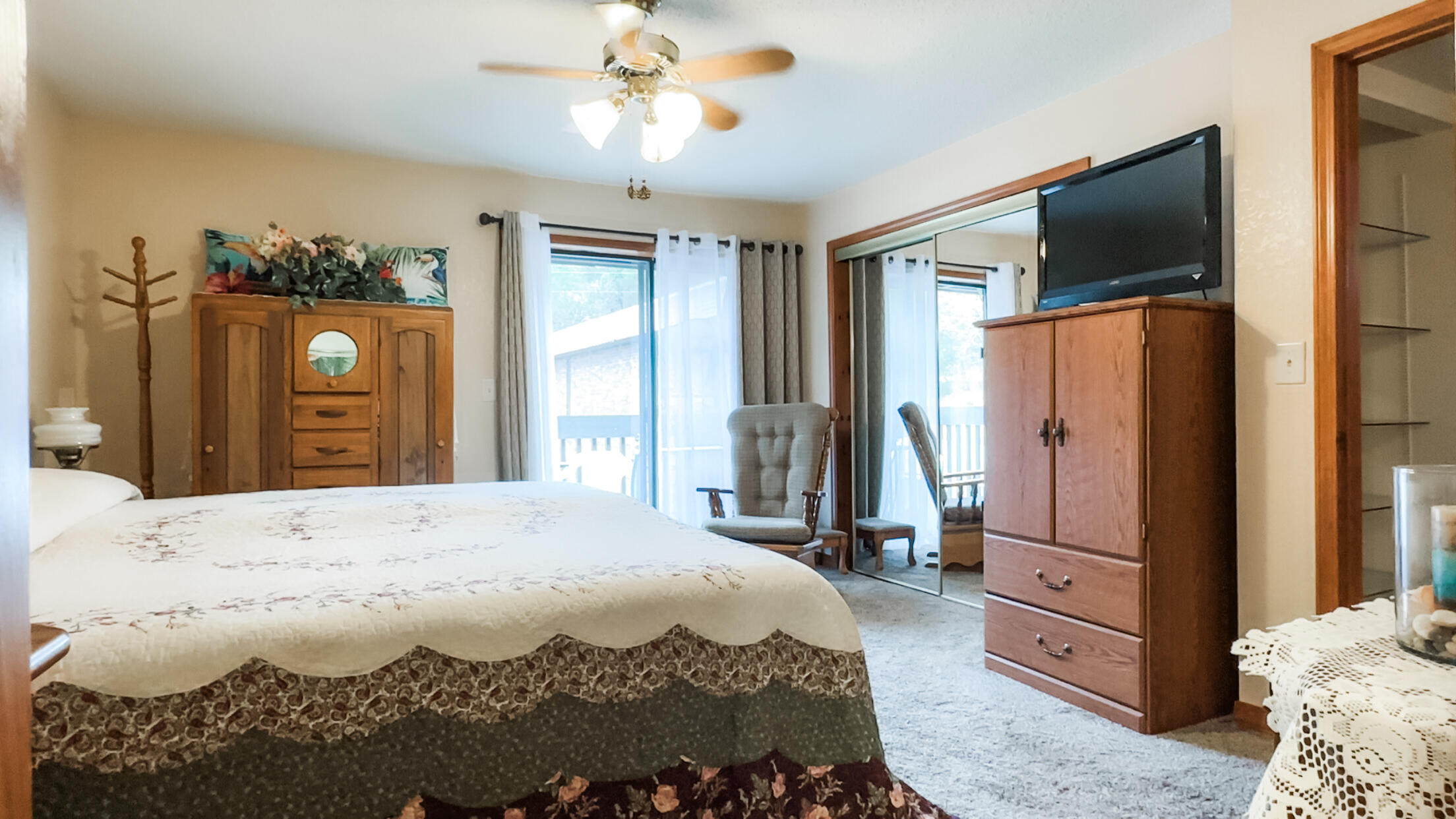 170 Wilshire Drive Property Photo 39