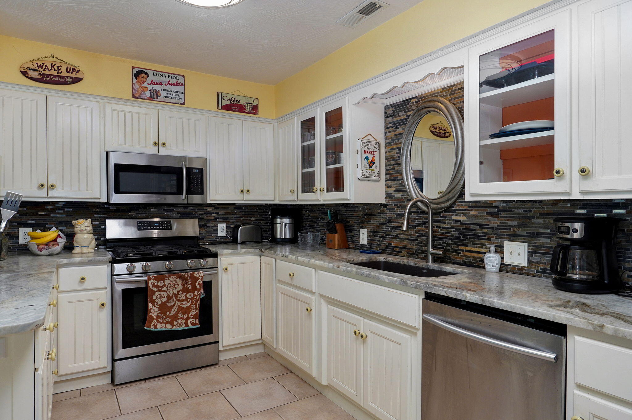 358 High Ridge Road Property Photo 17