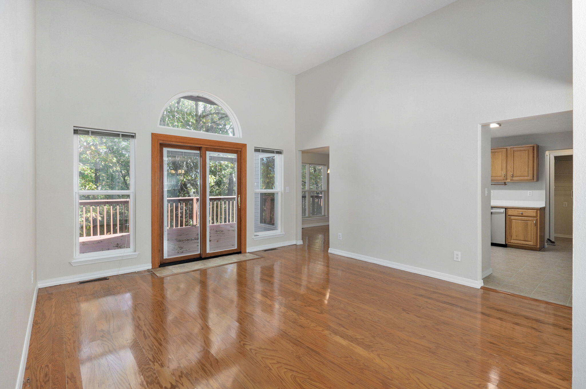 88 Lovers Lane Property Photo 7