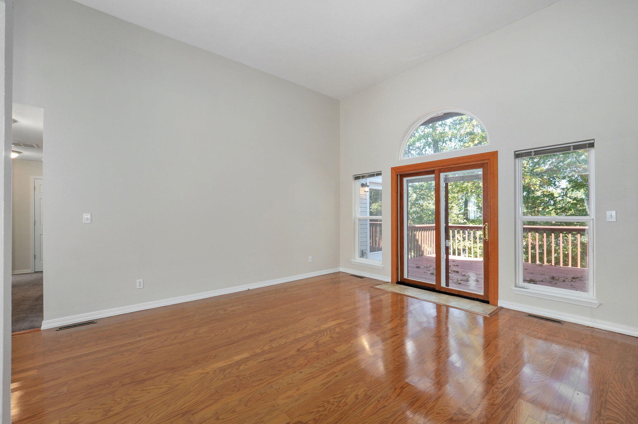 88 Lovers Lane Property Photo 8