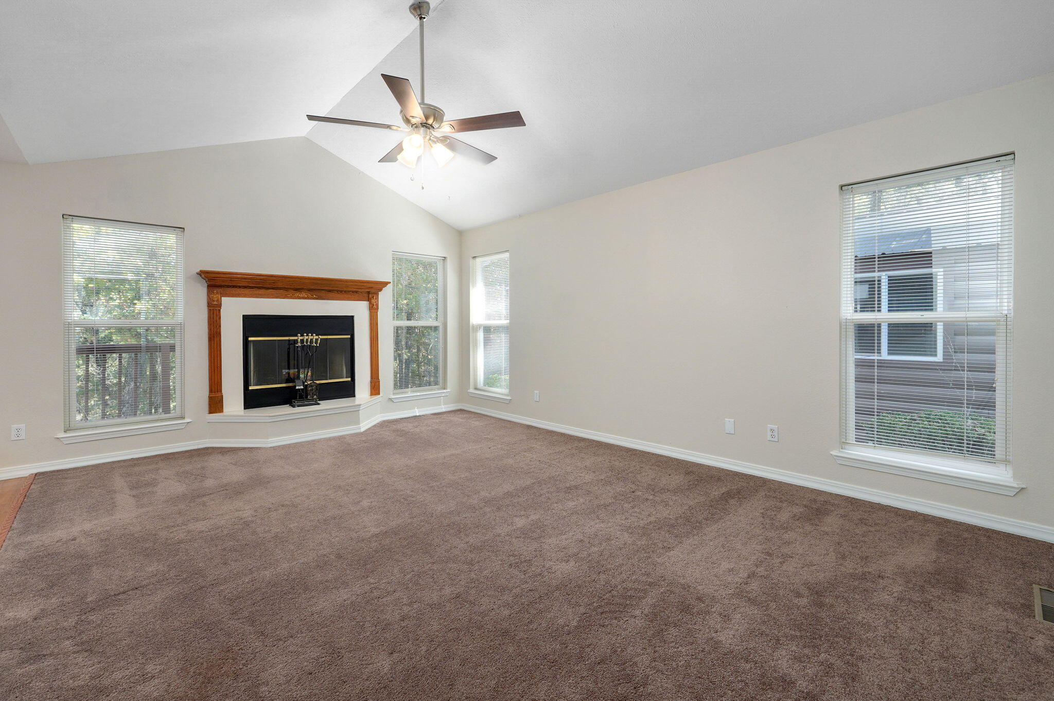88 Lovers Lane Property Photo 12