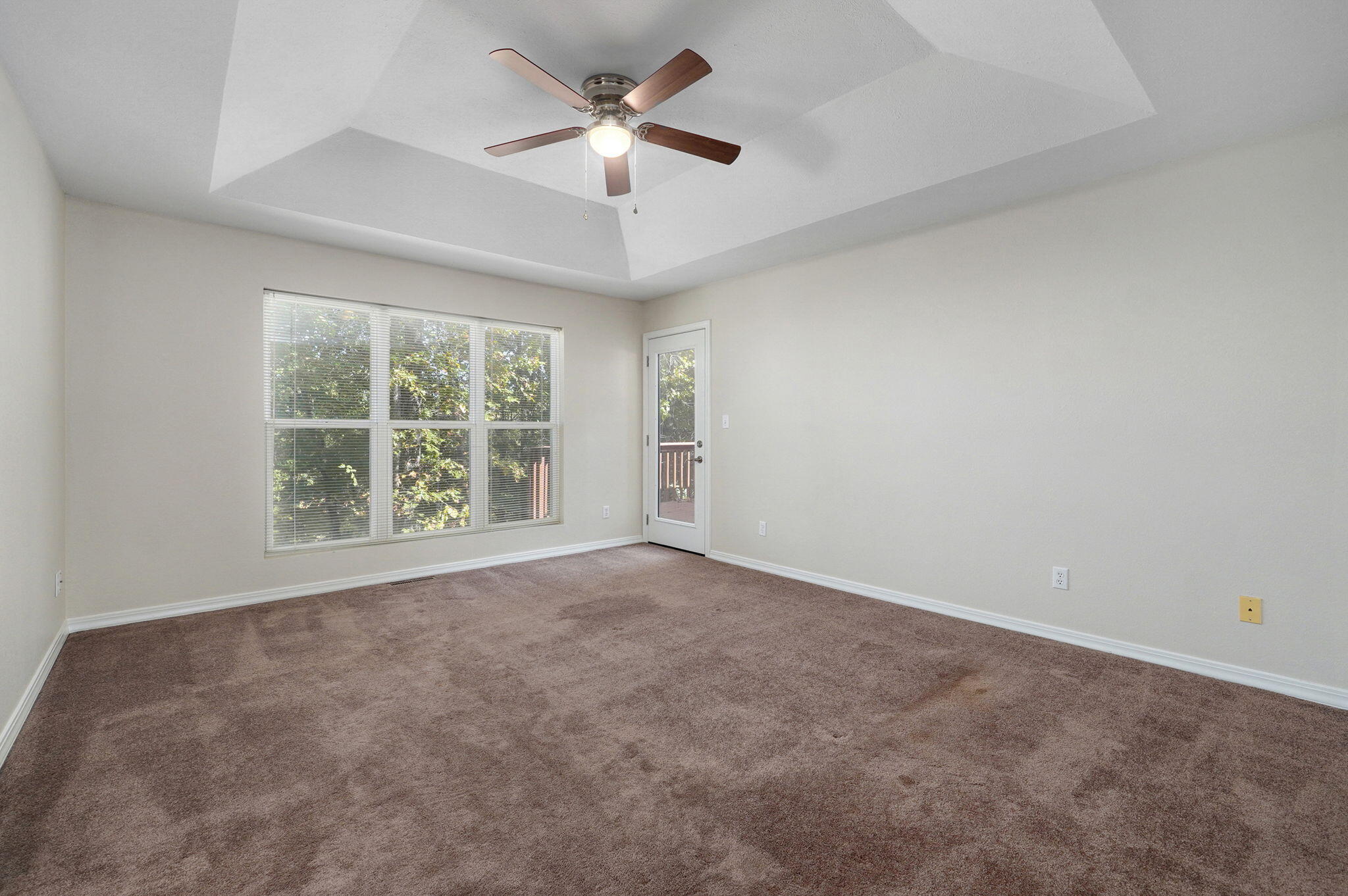 88 Lovers Lane Property Photo 21