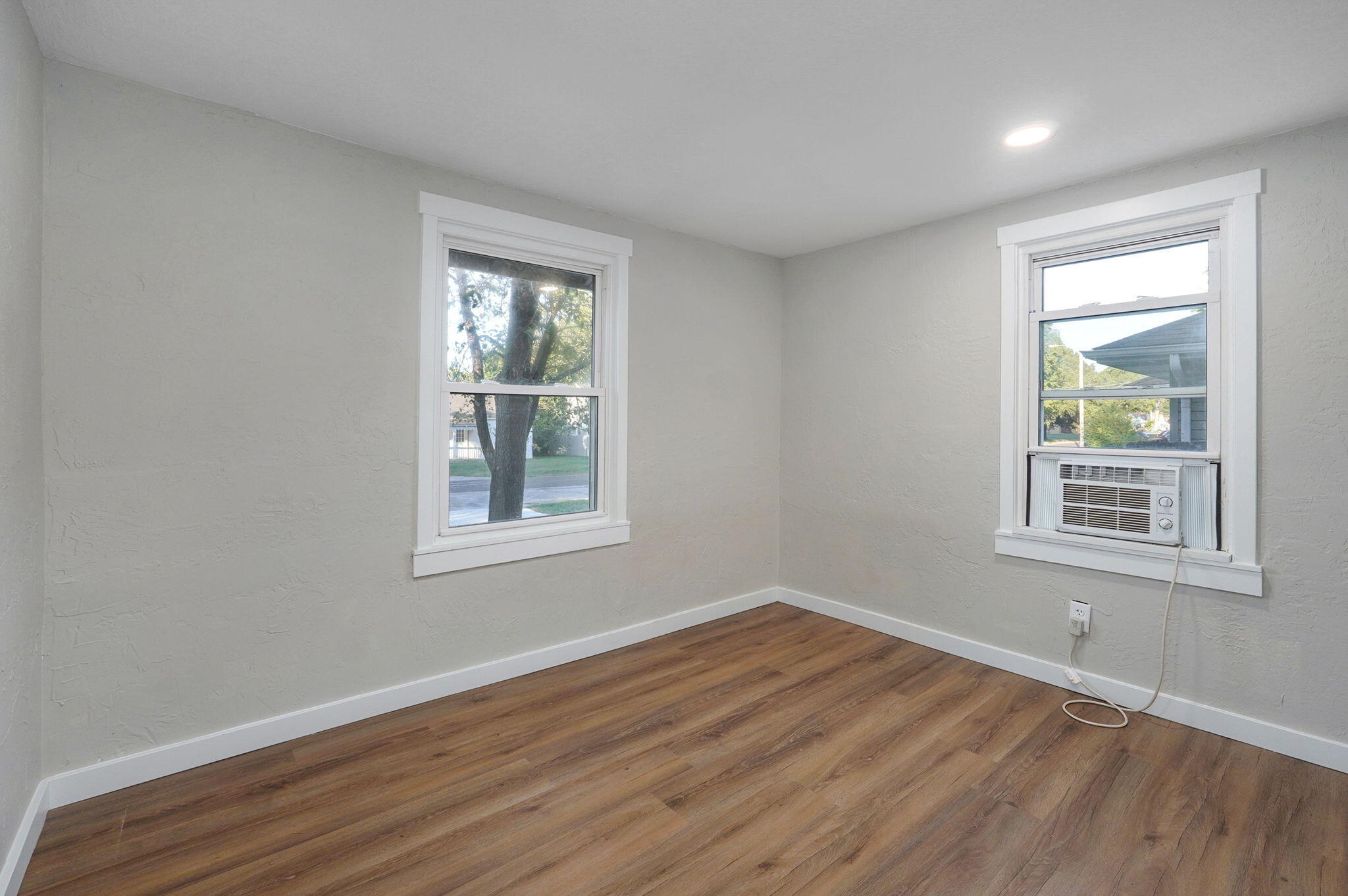2530 West Lincoln Street Property Photo 12
